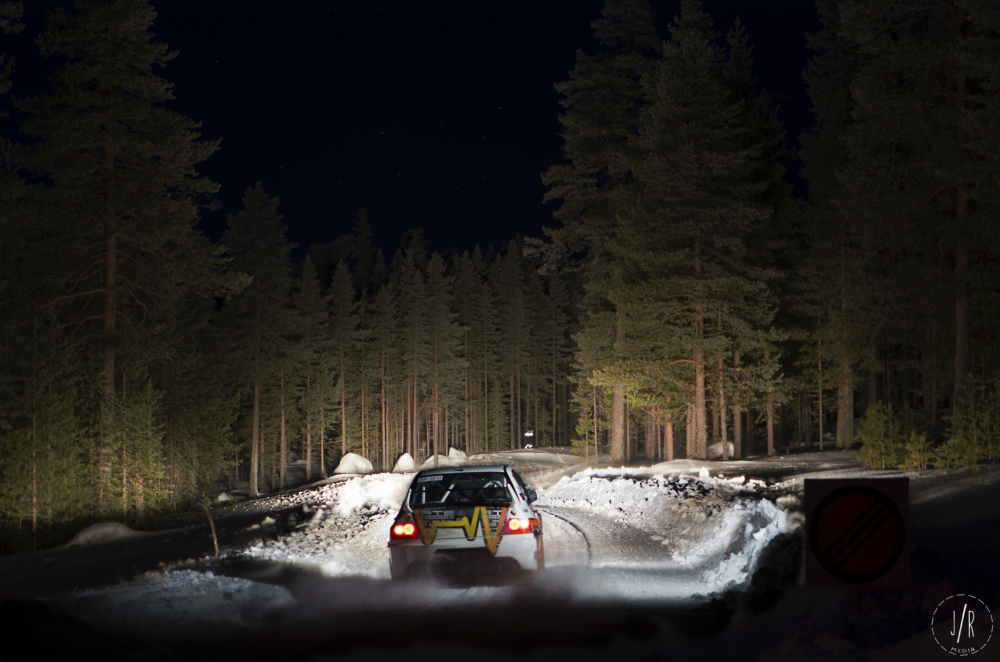 Canon EF 24-70mm F2.8L USM sample photo. In the middle of the night (artic rally 2017) photography