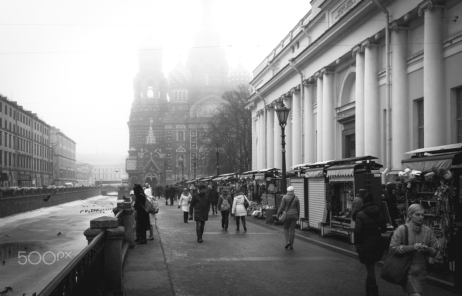 Canon EF 17-35mm f/2.8L + 1.4x sample photo. Griboyedov canal photography