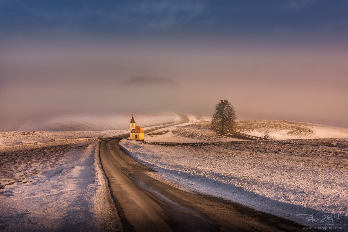 Nikon D810 + Nikon AF-S Nikkor 24-85mm F3.5-4.5G ED VR sample photo. Lonely chapel photography