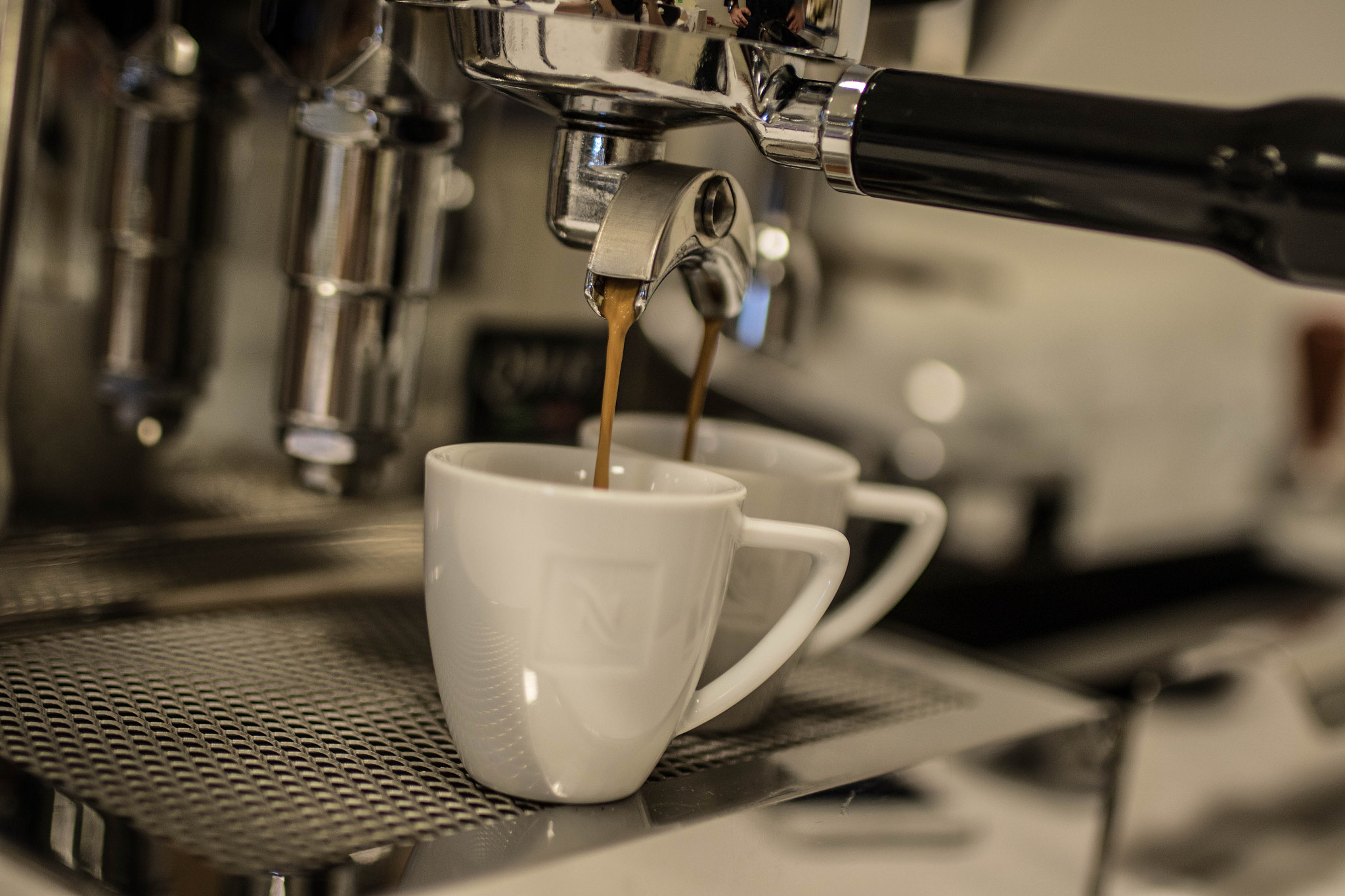 Sigma 35mm F1.4 DG HSM Art sample photo. One cup isn't enough photography