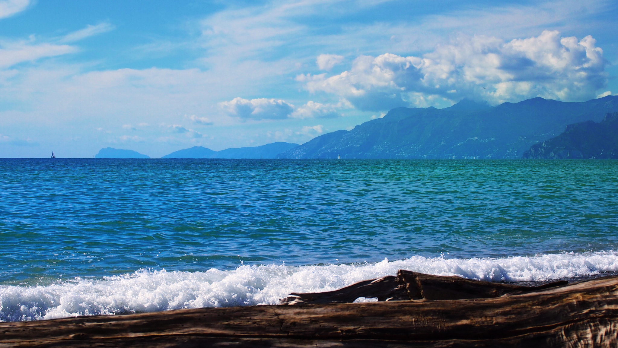 Olympus M.Zuiko Digital 14-42mm F3.5-5.6 II sample photo. Seascape photography
