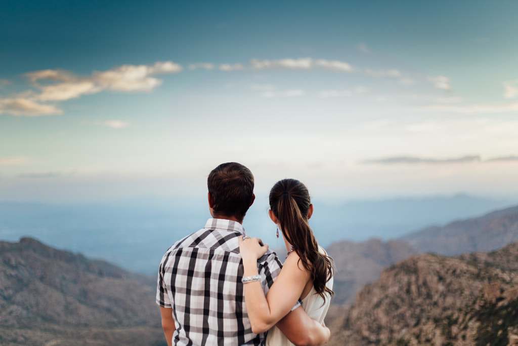 Couple poses - Taryn & Robert by Hailey Eisenbach on 500px.com