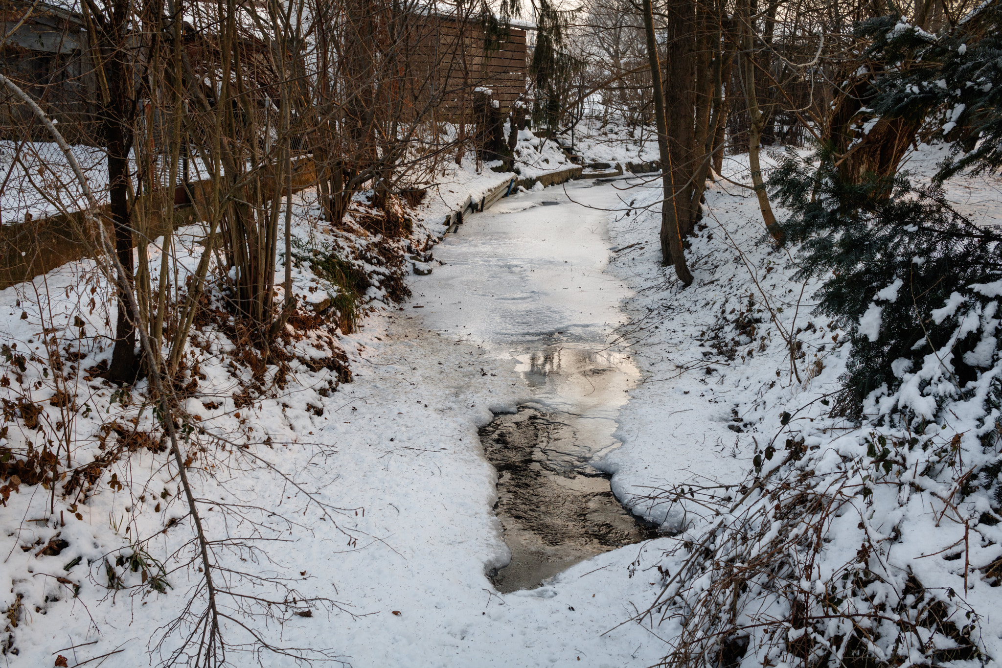 Canon EF-S 24mm F2.8 STM sample photo. Obrtnicka ulica photography
