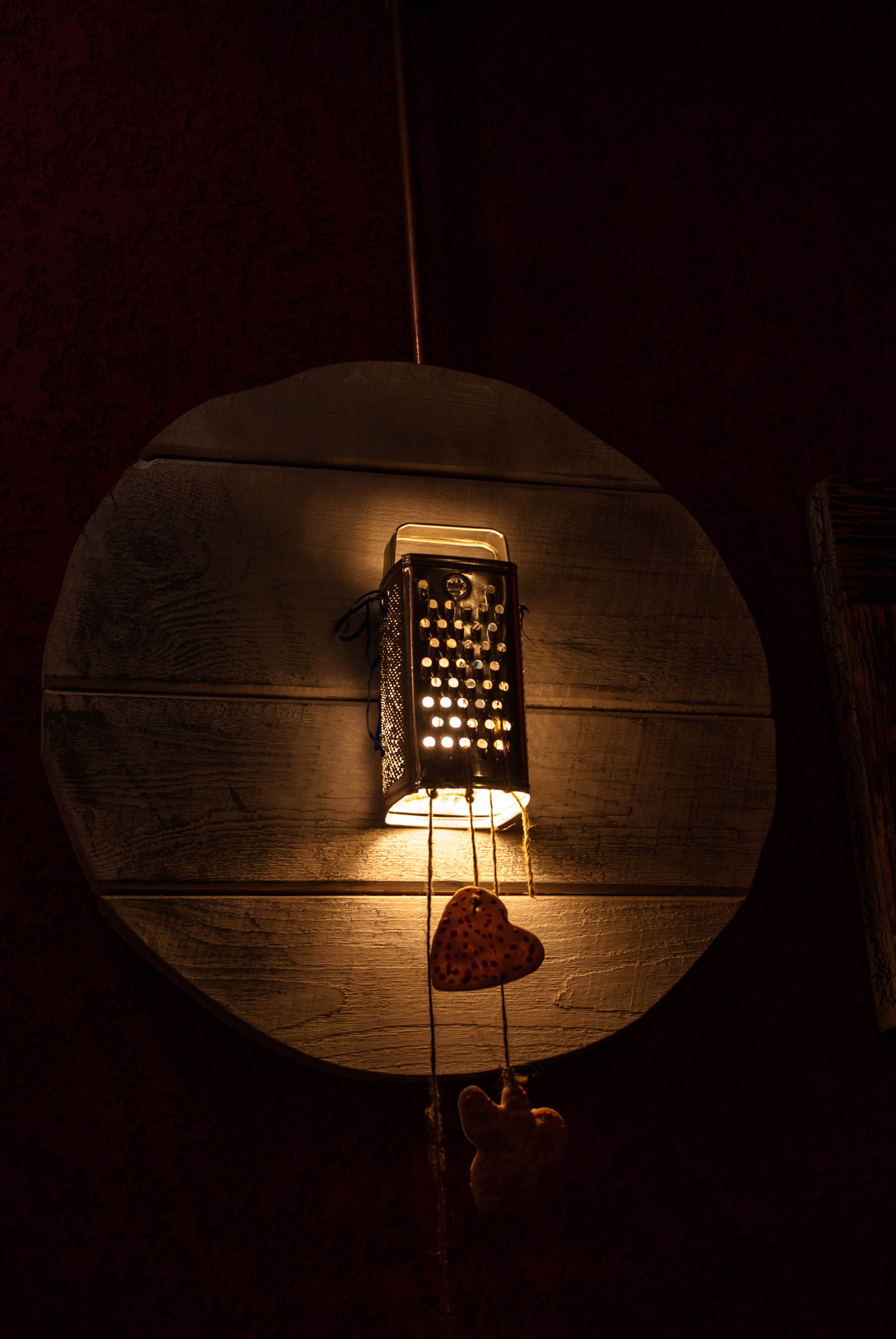 Pentax K-m (K2000) sample photo. Vintage lamp photography