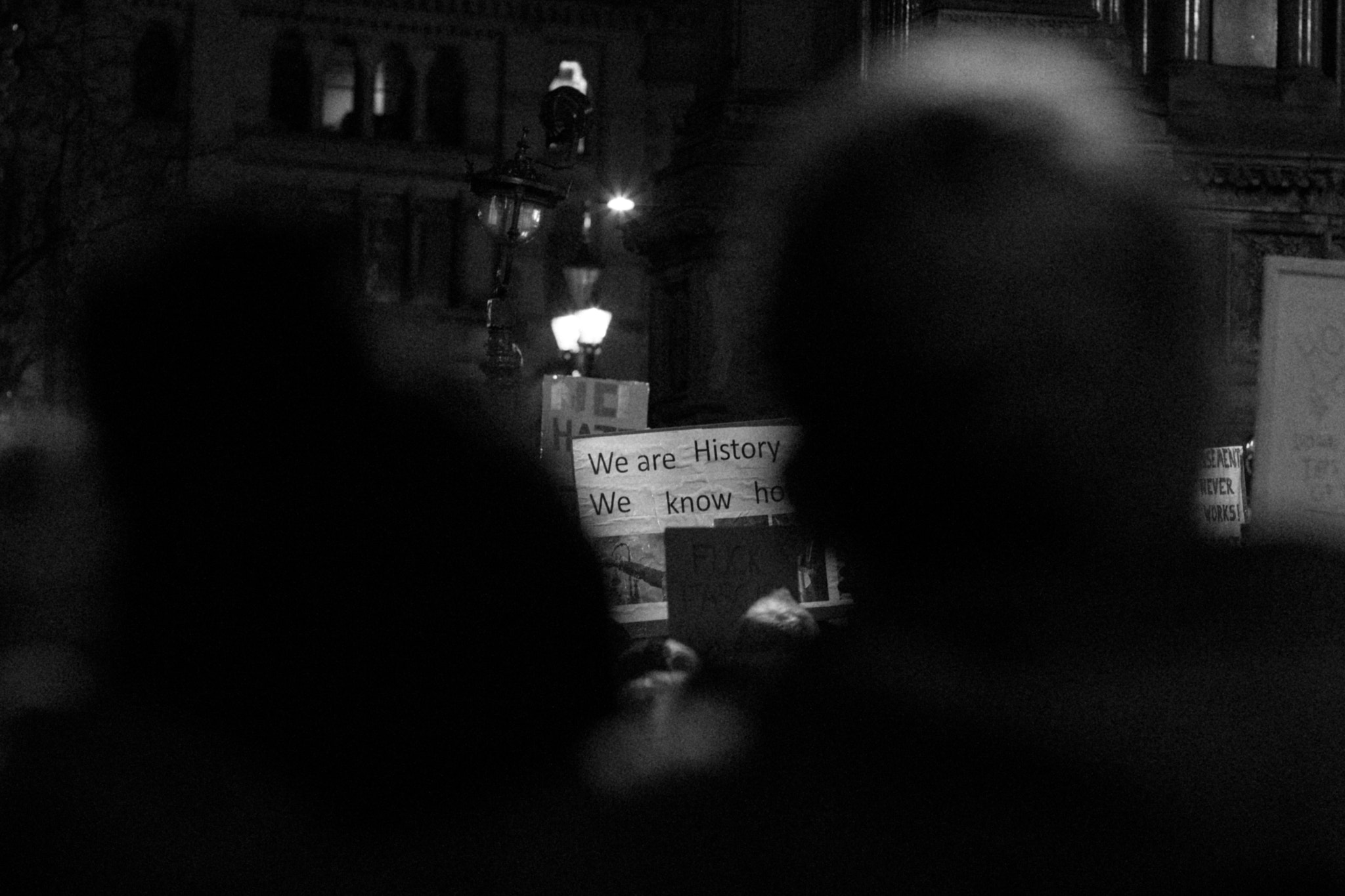 Canon EOS 650D (EOS Rebel T4i / EOS Kiss X6i) + Canon EF 85mm F1.8 USM sample photo. Pro-refugee, anti- trump manchester demo photography