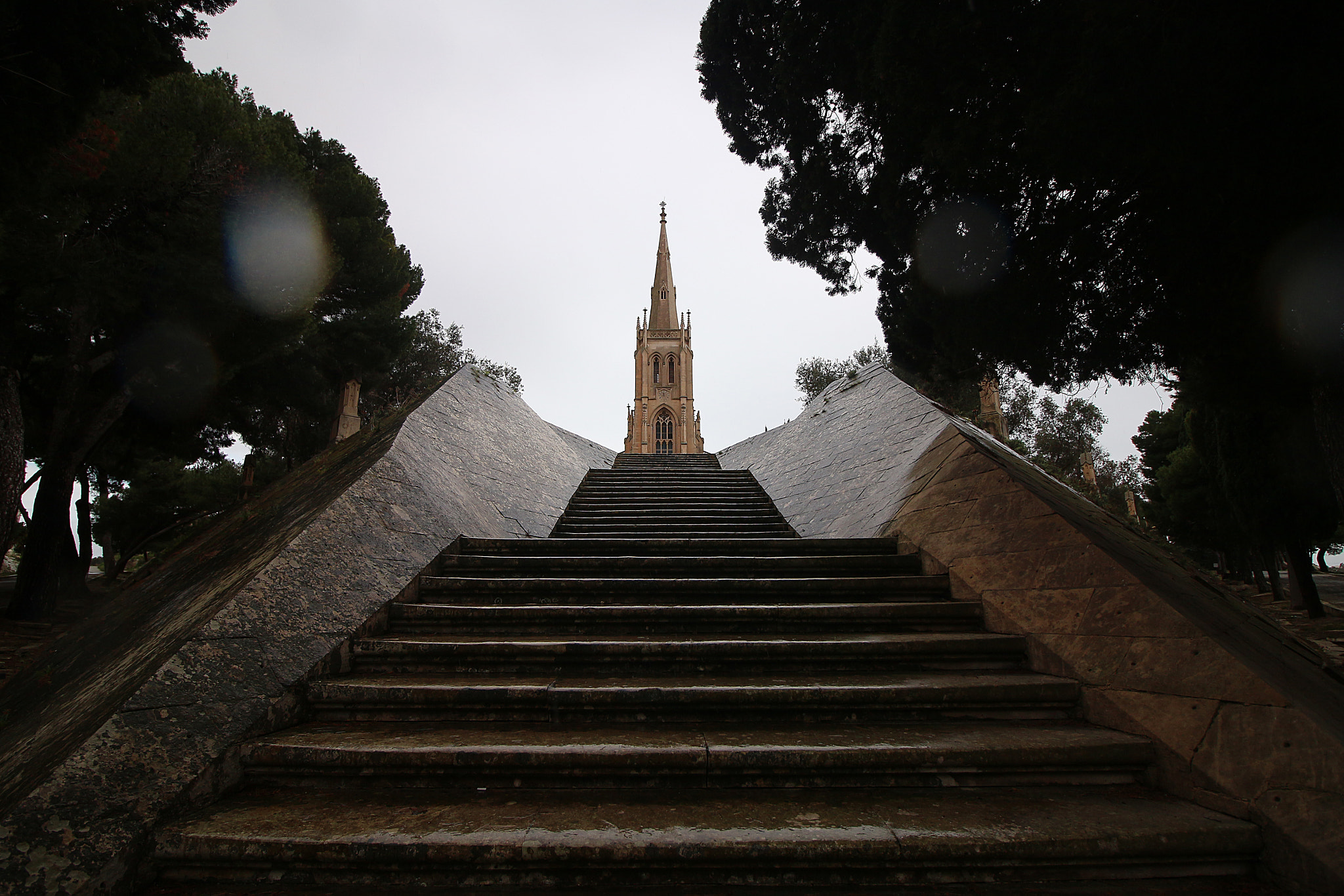 Canon EOS 650D (EOS Rebel T4i / EOS Kiss X6i) sample photo. Stairs photography