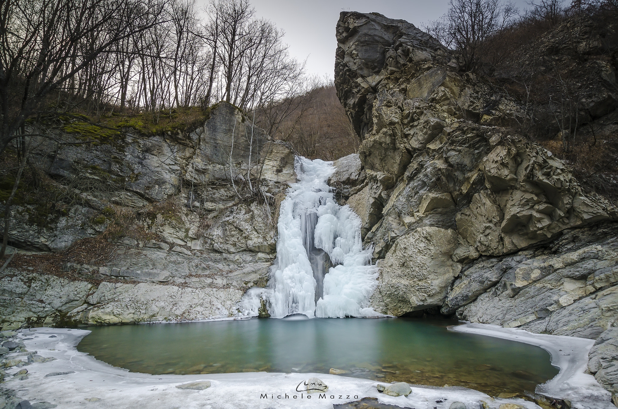 Nikon D5100 + Sigma 10-20mm F3.5 EX DC HSM sample photo. Frozen waterfall 2 photography