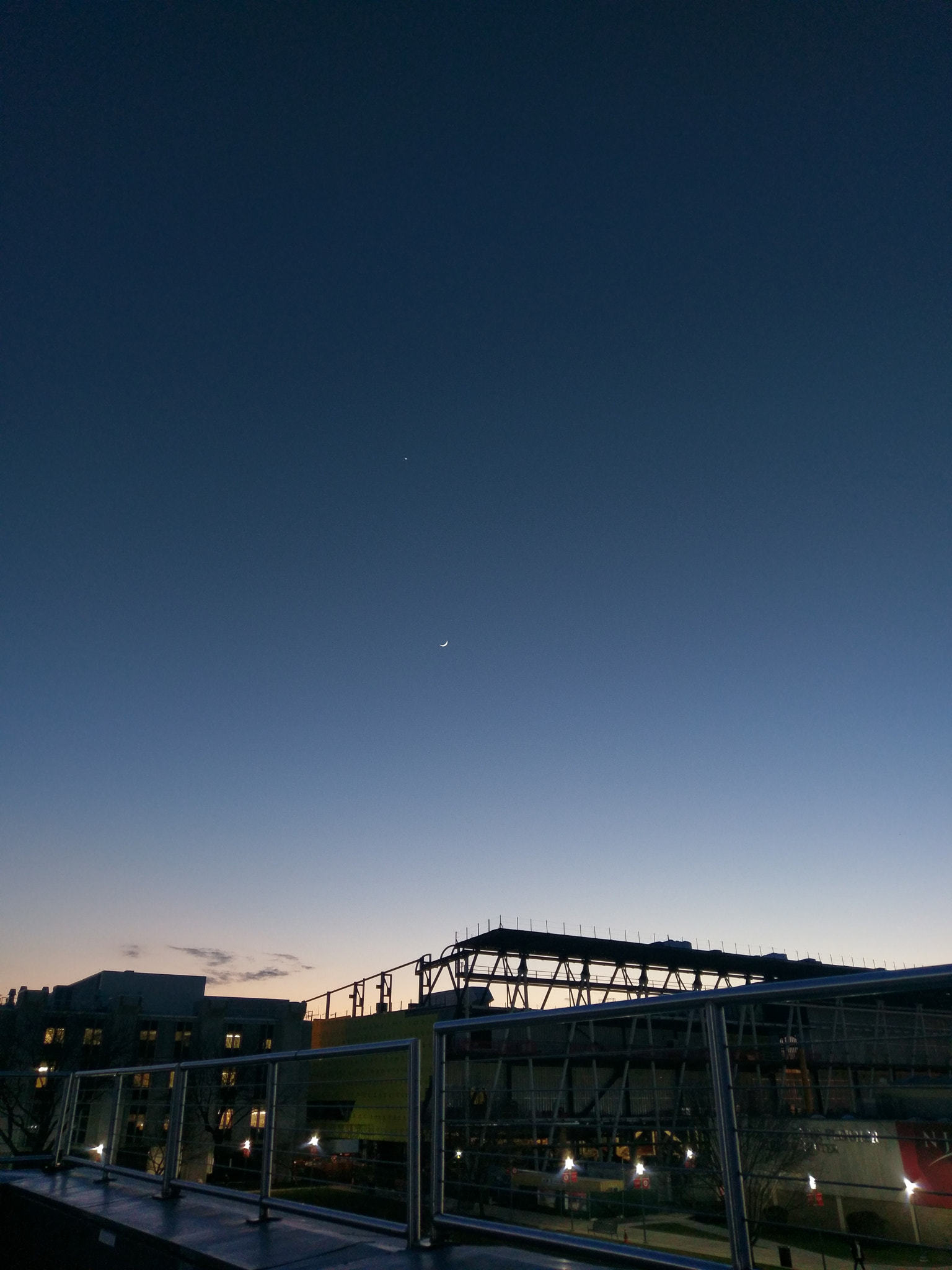HTC M10 sample photo. Evening twilight photography