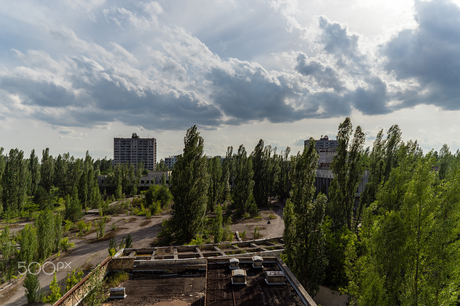 Sony a7 II + ZEISS Batis 25mm F2 sample photo. Pripyat city centre photography