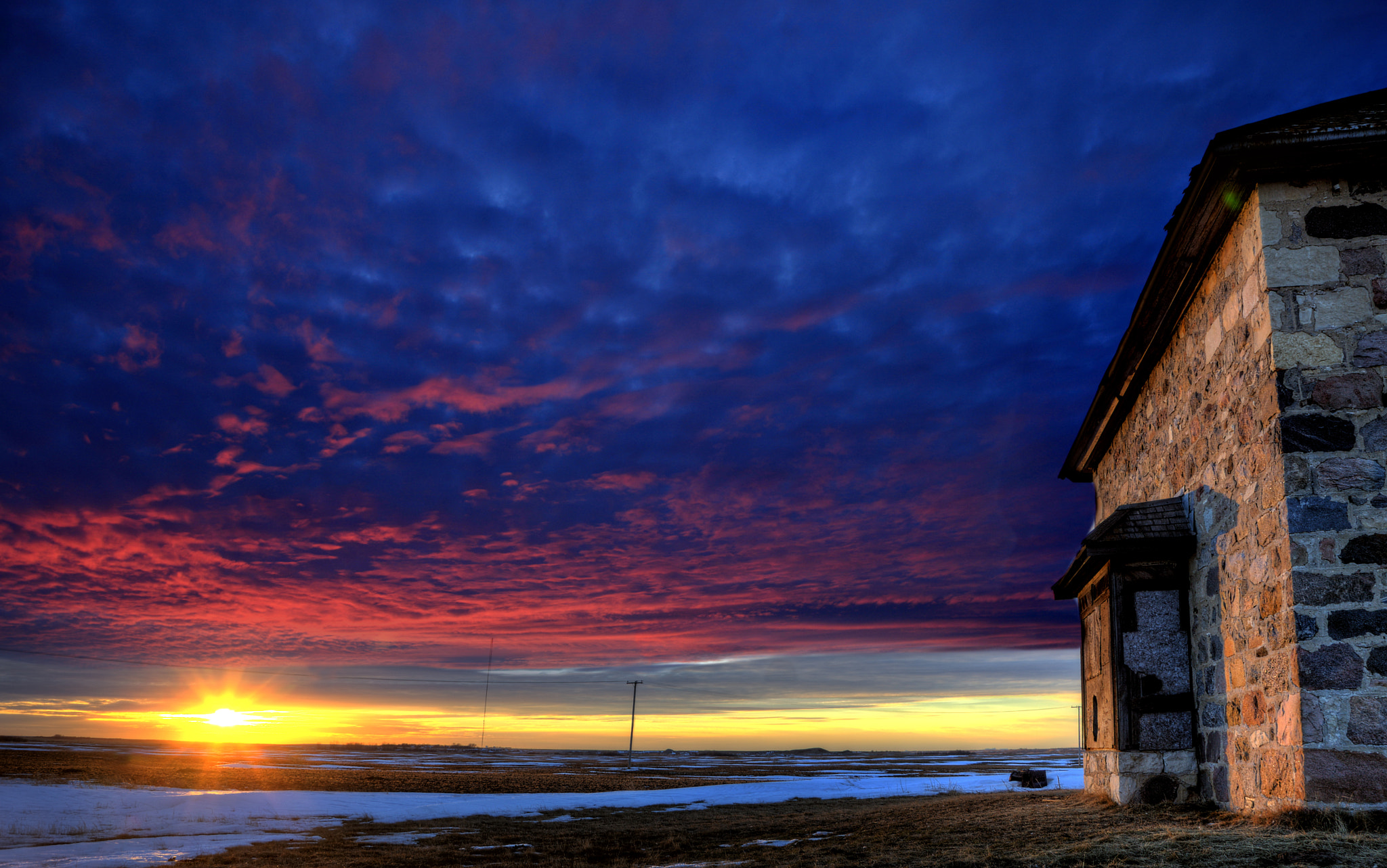 Canon EOS-1Ds Mark III sample photo. Sunset and the stone house photography