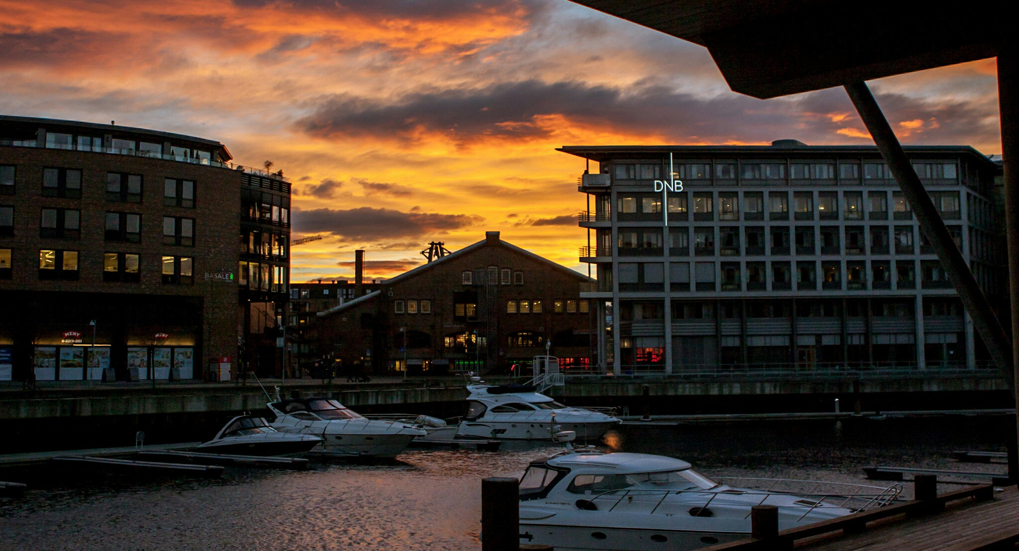 Canon EOS 40D + Canon EF 24-70mm F2.8L USM sample photo. Have you been to trondheim? photography