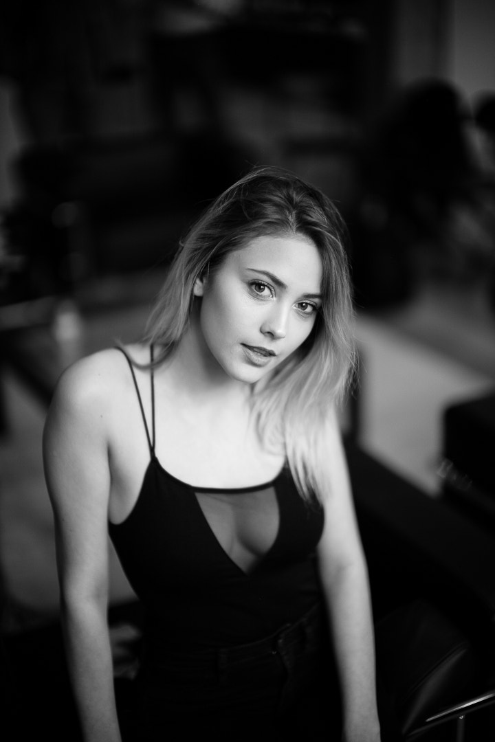 Leica Noctilux-M 50mm F0.95 ASPH sample photo. Sara in window light photography