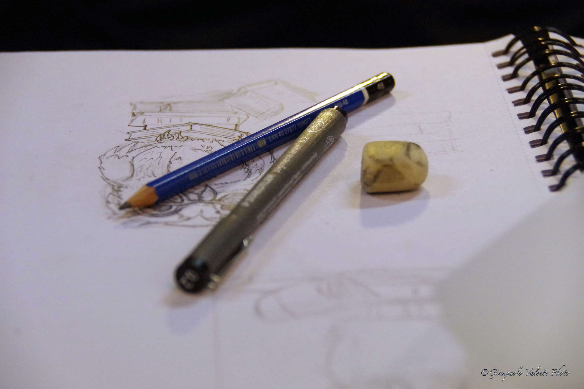 Pentax K-S2 sample photo. L'arte di disegnare photography