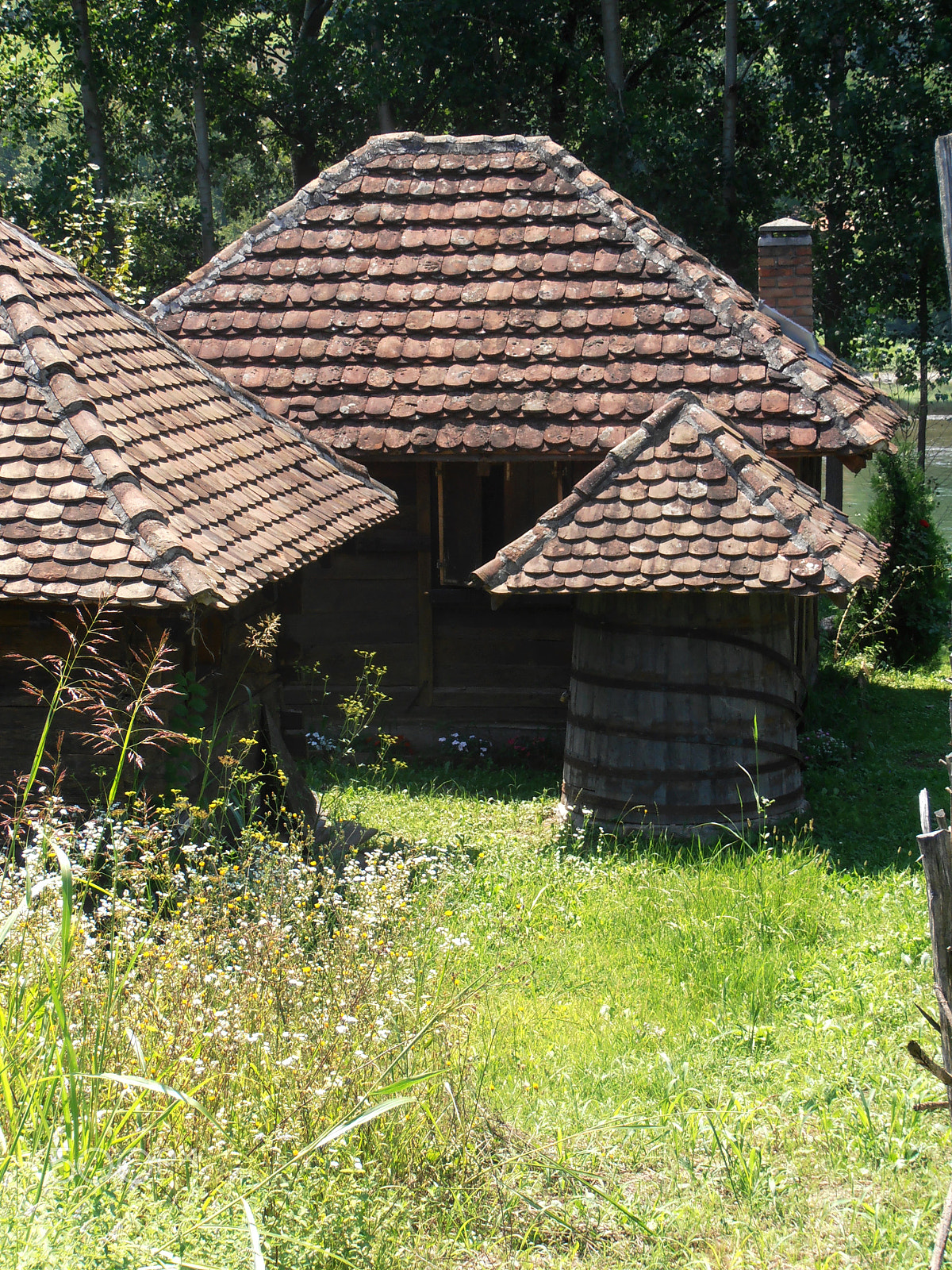 Olympus VR310,D720 sample photo. Little houses on the prairie photography