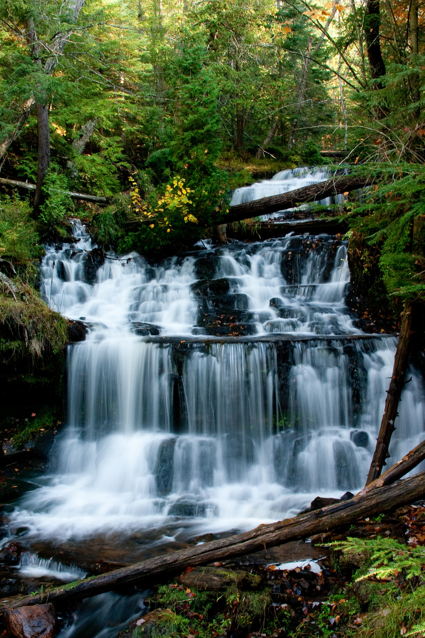 Canon EF 28-135mm F3.5-5.6 IS USM sample photo. Magnificent falls photography