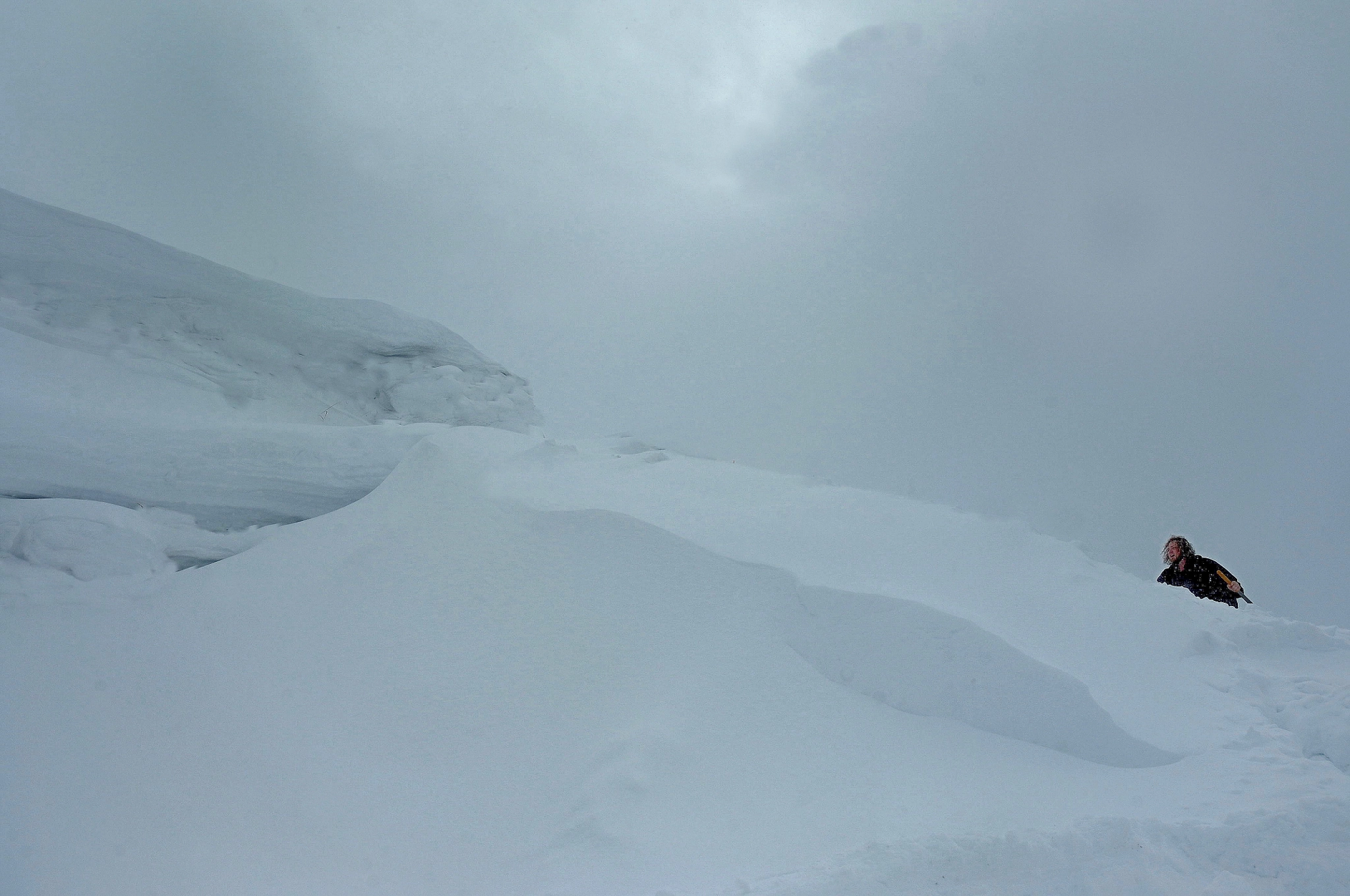 Nikon D2Xs + Nikon AF-S DX Nikkor 18-70mm F3.5-4.5G ED-IF sample photo. L'homme des neiges photography