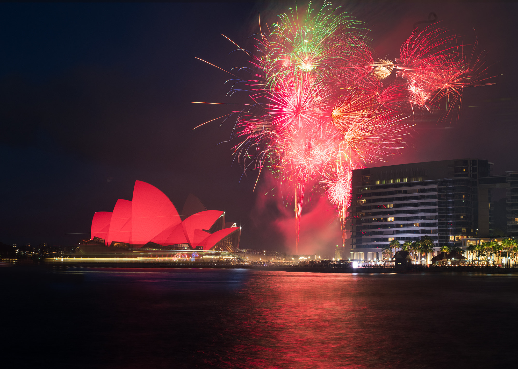 Pentax K-1 + Pentax smc FA 50mm F1.4 sample photo. Sydney night is red photography