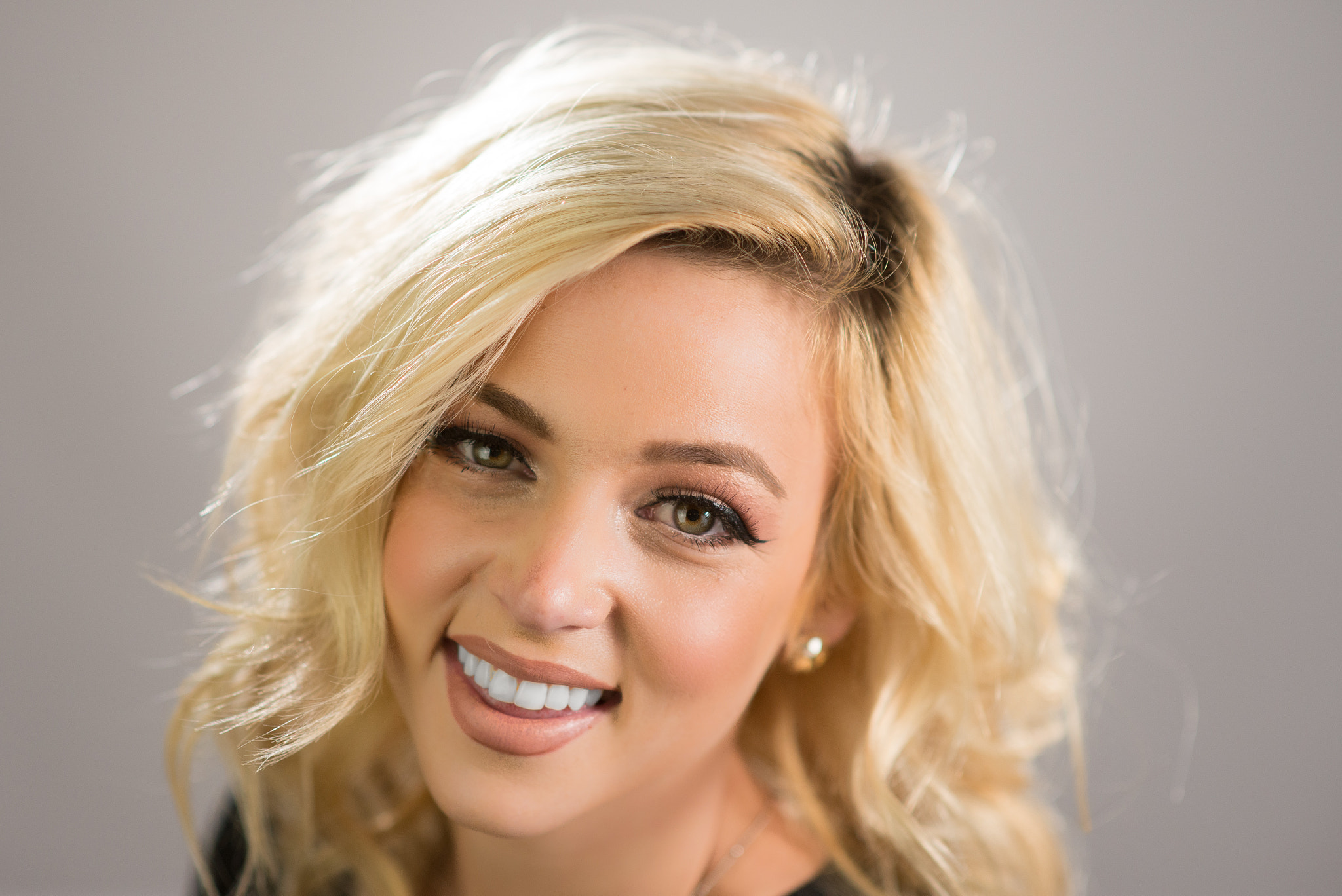 Nikon D600 + Sigma 85mm F1.4 EX DG HSM sample photo. Headshot alex jpg (of ) photography