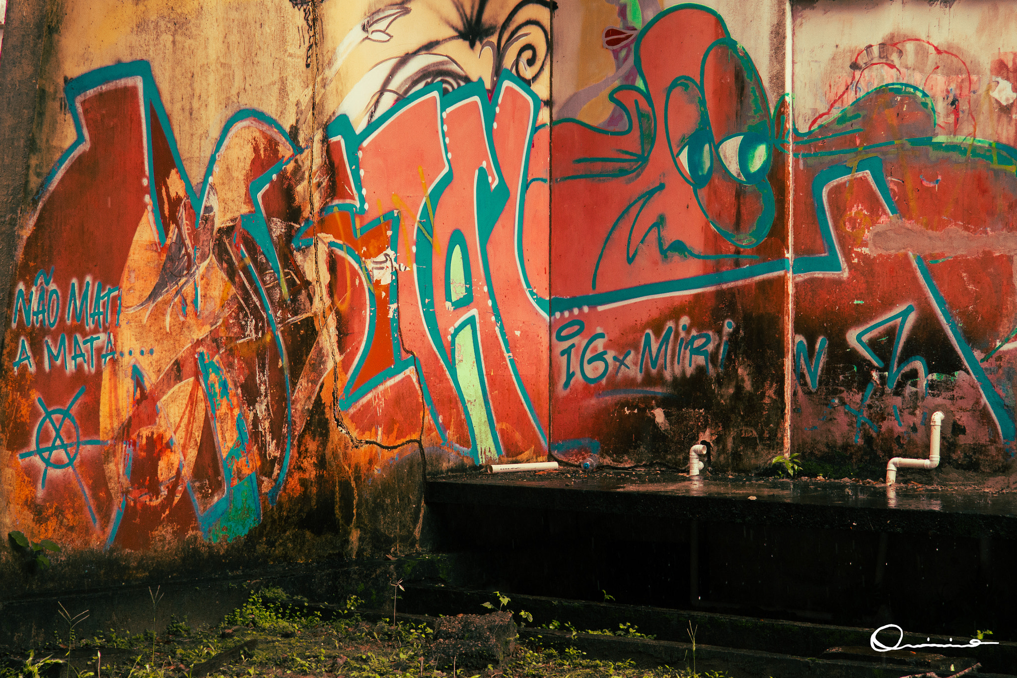 Canon EF-S 17-85mm F4-5.6 IS USM sample photo. Crystal photography