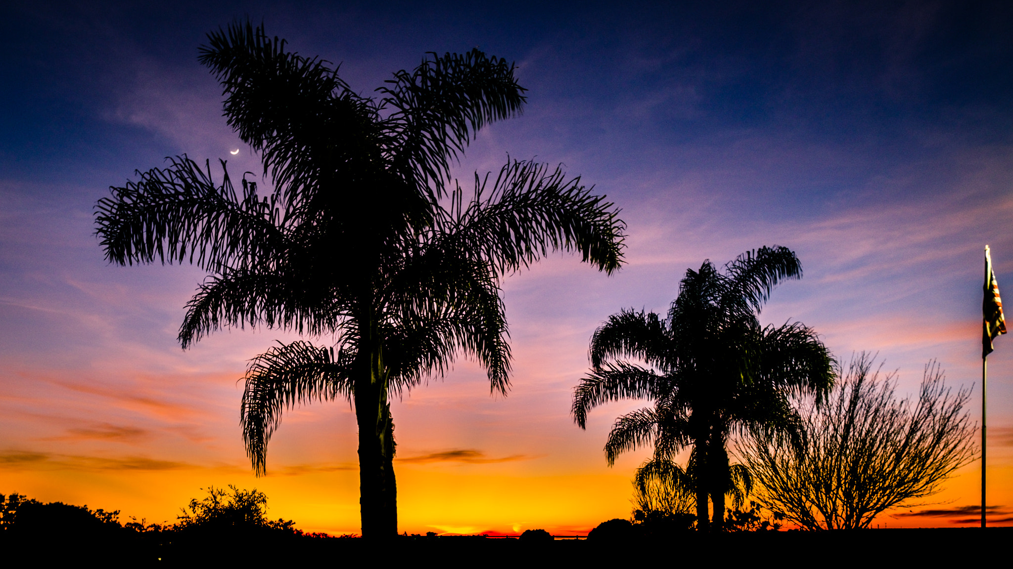 Fujifilm X-T10 + Fujifilm XF 10-24mm F4 R OIS sample photo. Sublime sunset photography