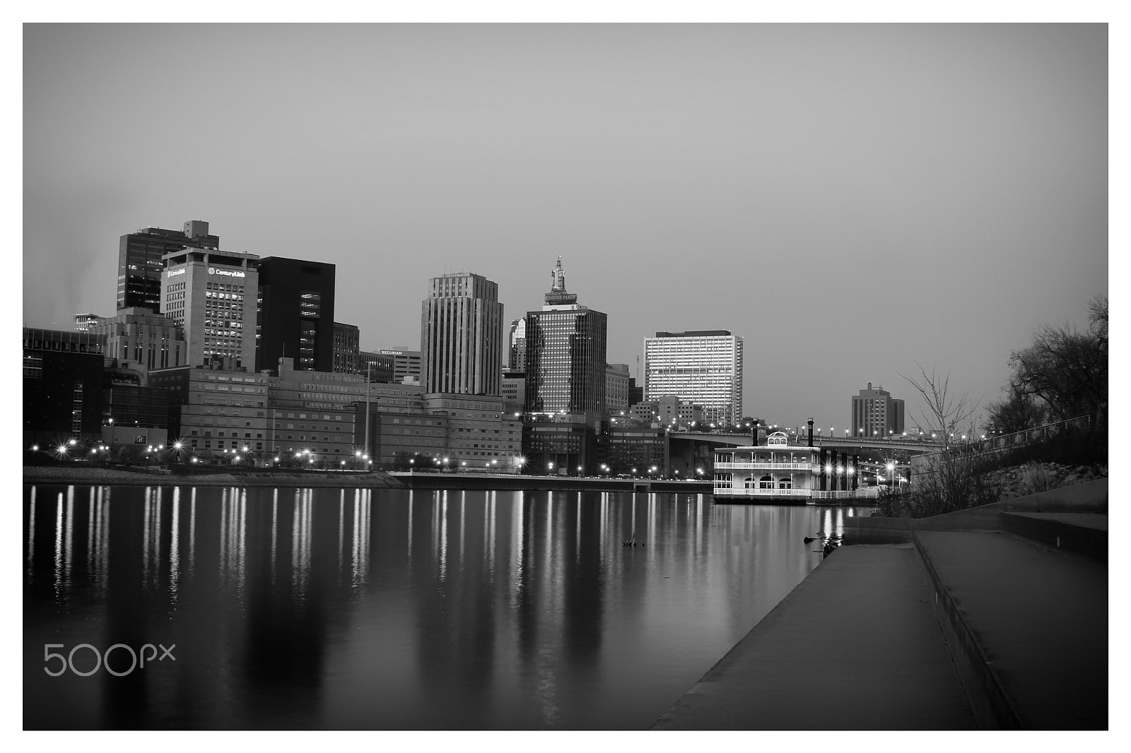 Canon EF 28mm F1.8 USM sample photo. Saint paul minnesota photography
