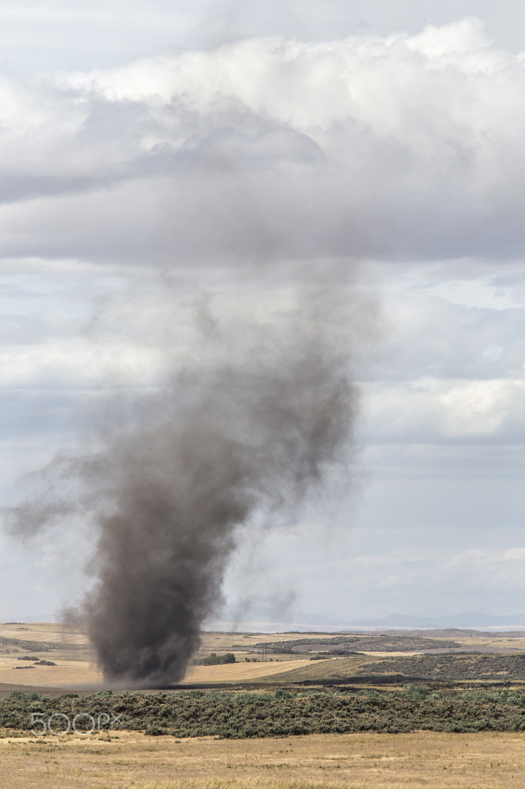 Canon EF 70-200mm F4L IS USM sample photo. Dustdevil id photography