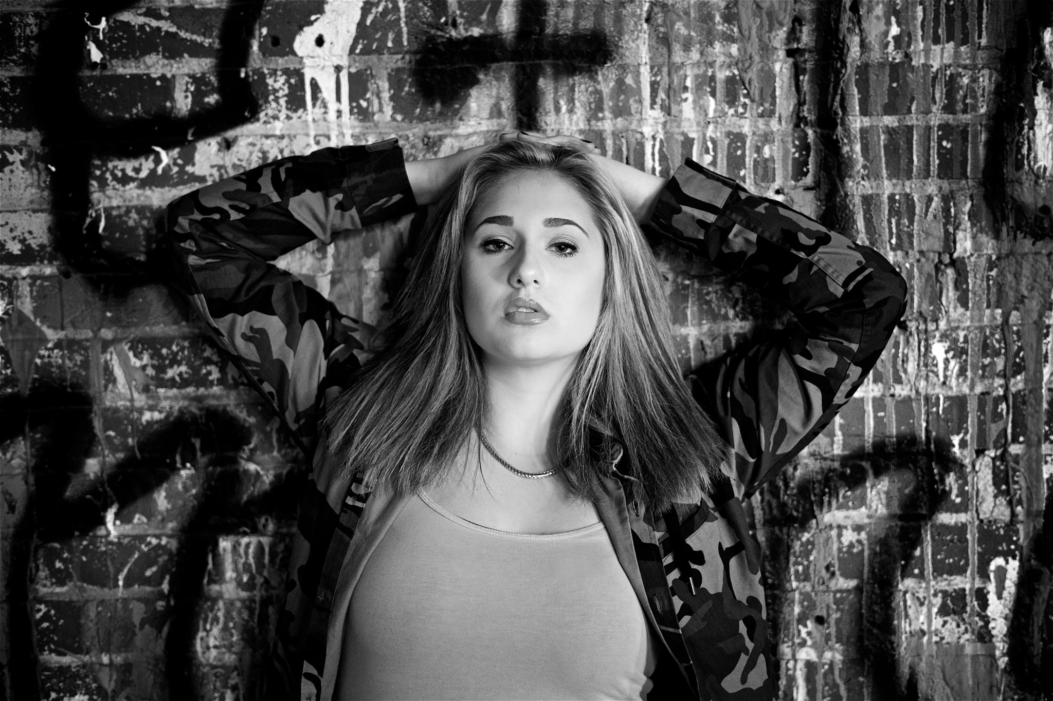Sony a7R II + Sony FE 50mm F1.8 sample photo. Sophie 7 photography