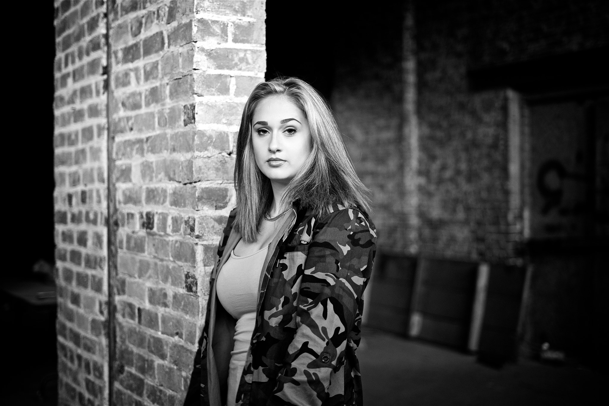 Sony a7R II + Sony FE 50mm F1.8 sample photo. Sophie 9 photography