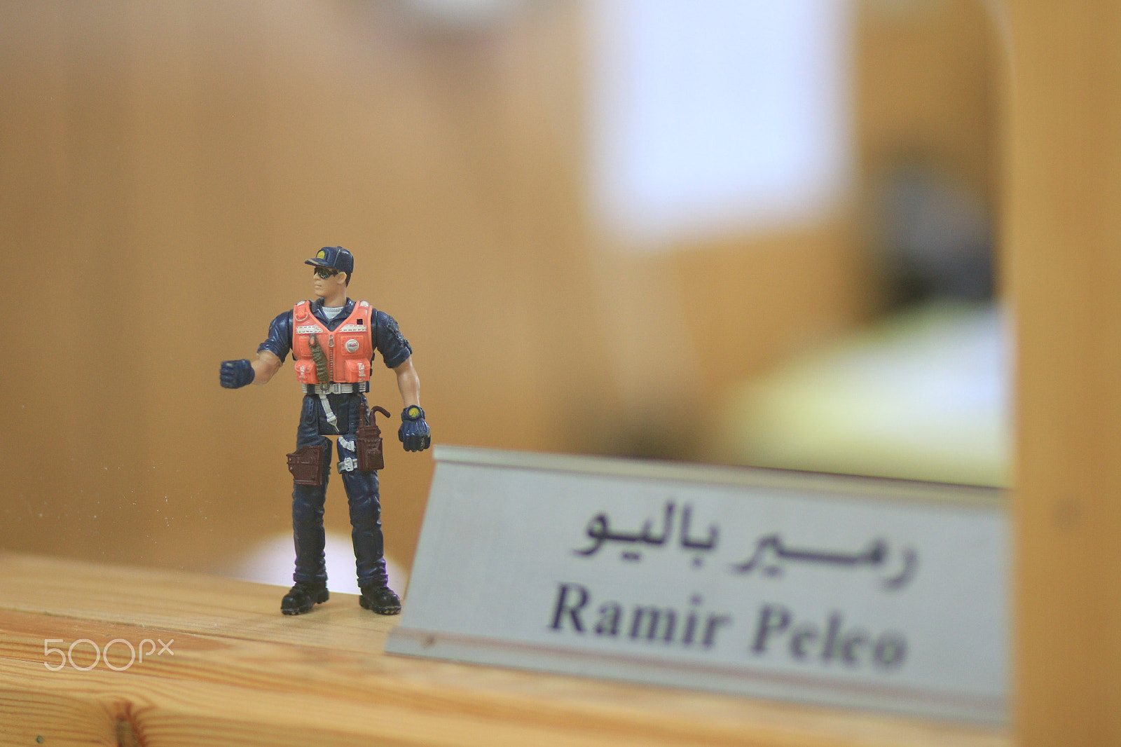 Canon EF 85mm F1.8 USM sample photo. Worker photography