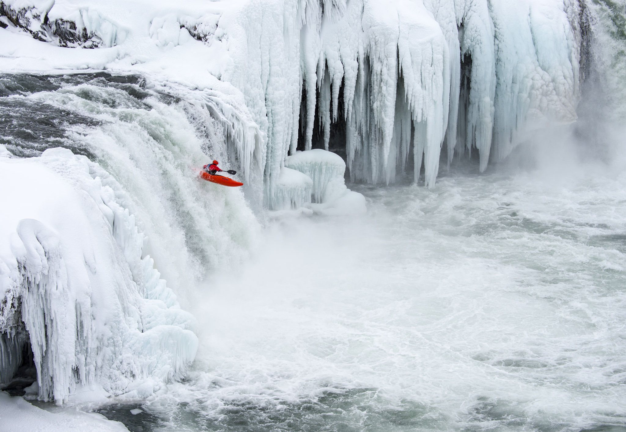 Nikon D4 sample photo. Kayak on the rocks photography