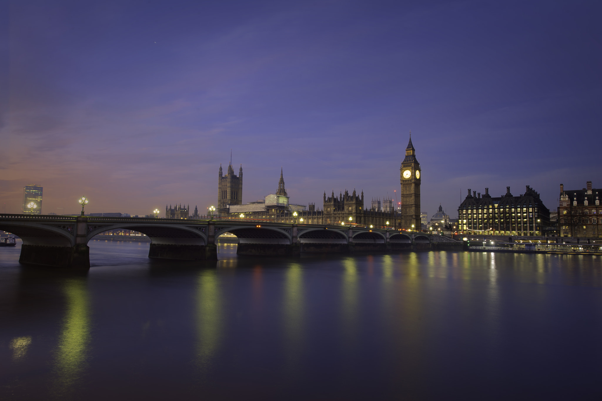 Nikon D3S sample photo. River thames and elizabeth bridge photography
