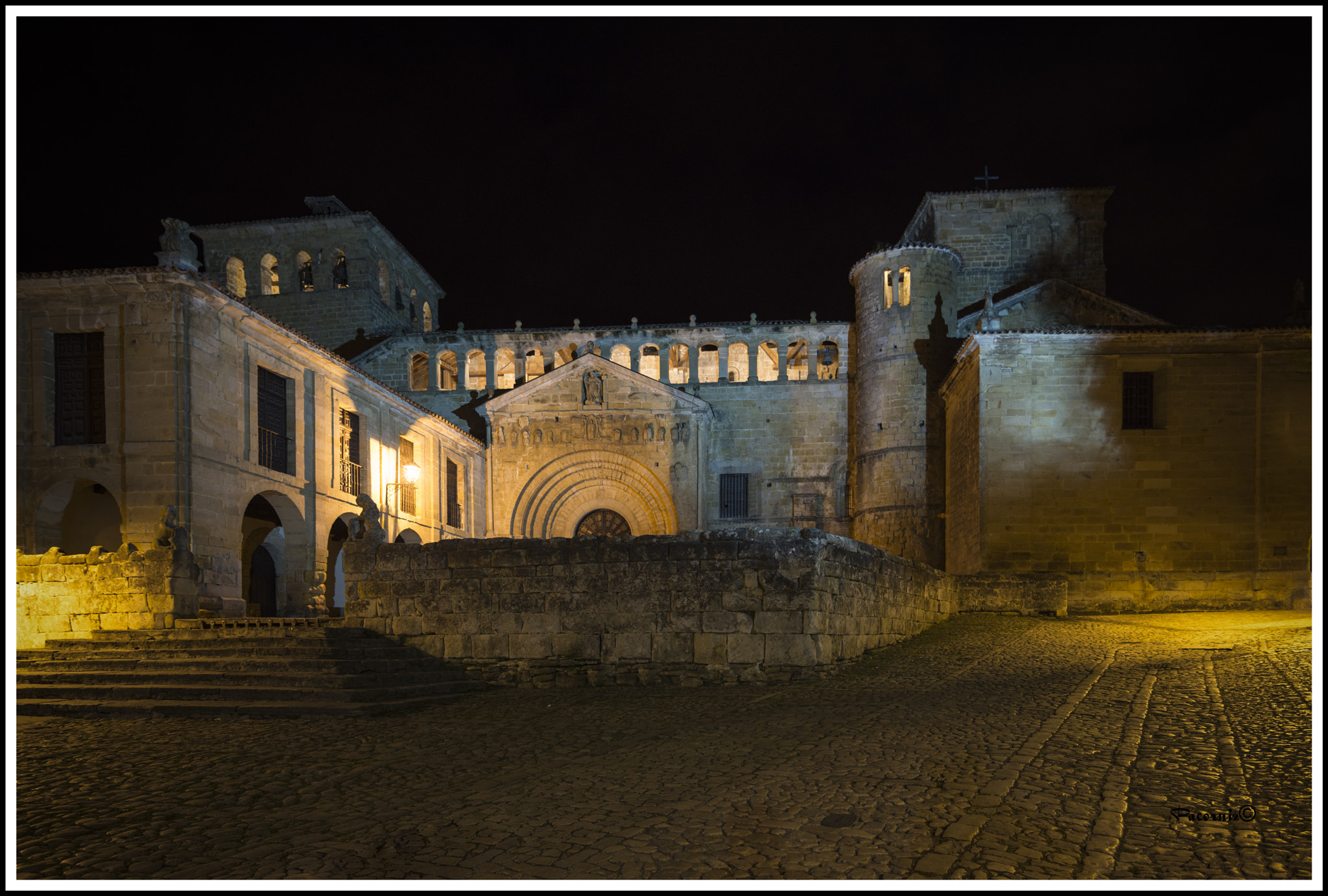 Nikon AF-S Nikkor 14-24mm F2.8G ED sample photo. Santillana del mar photography