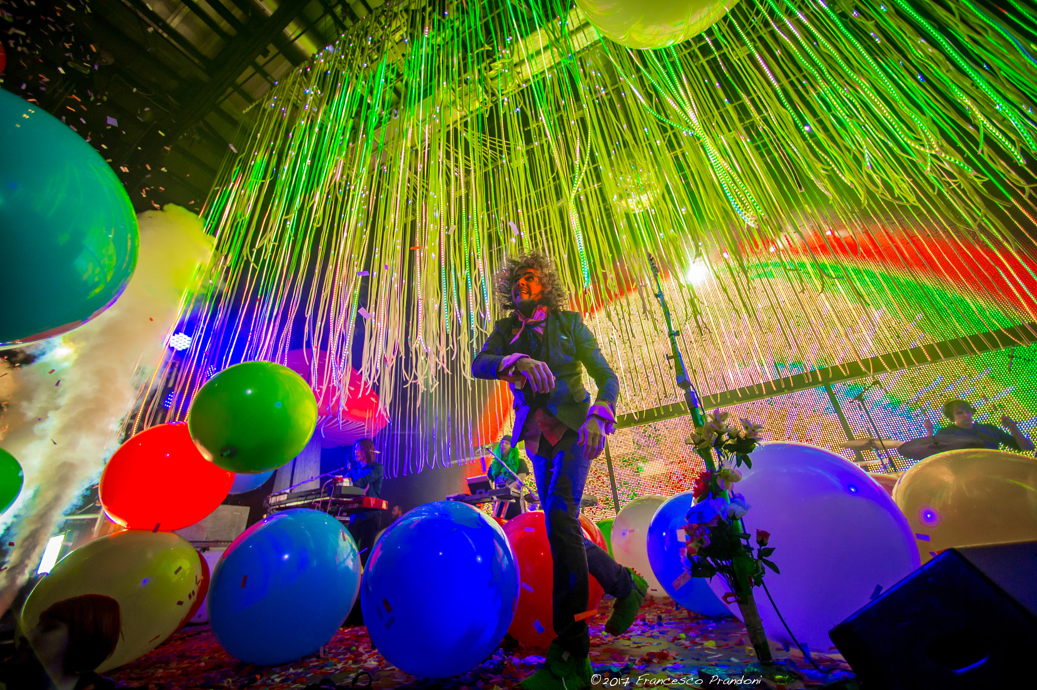 Nikon D4 + Nikon AF Nikkor 14mm F2.8D ED sample photo. Foto concerto the flaming lips milano gennaio prandoni photography