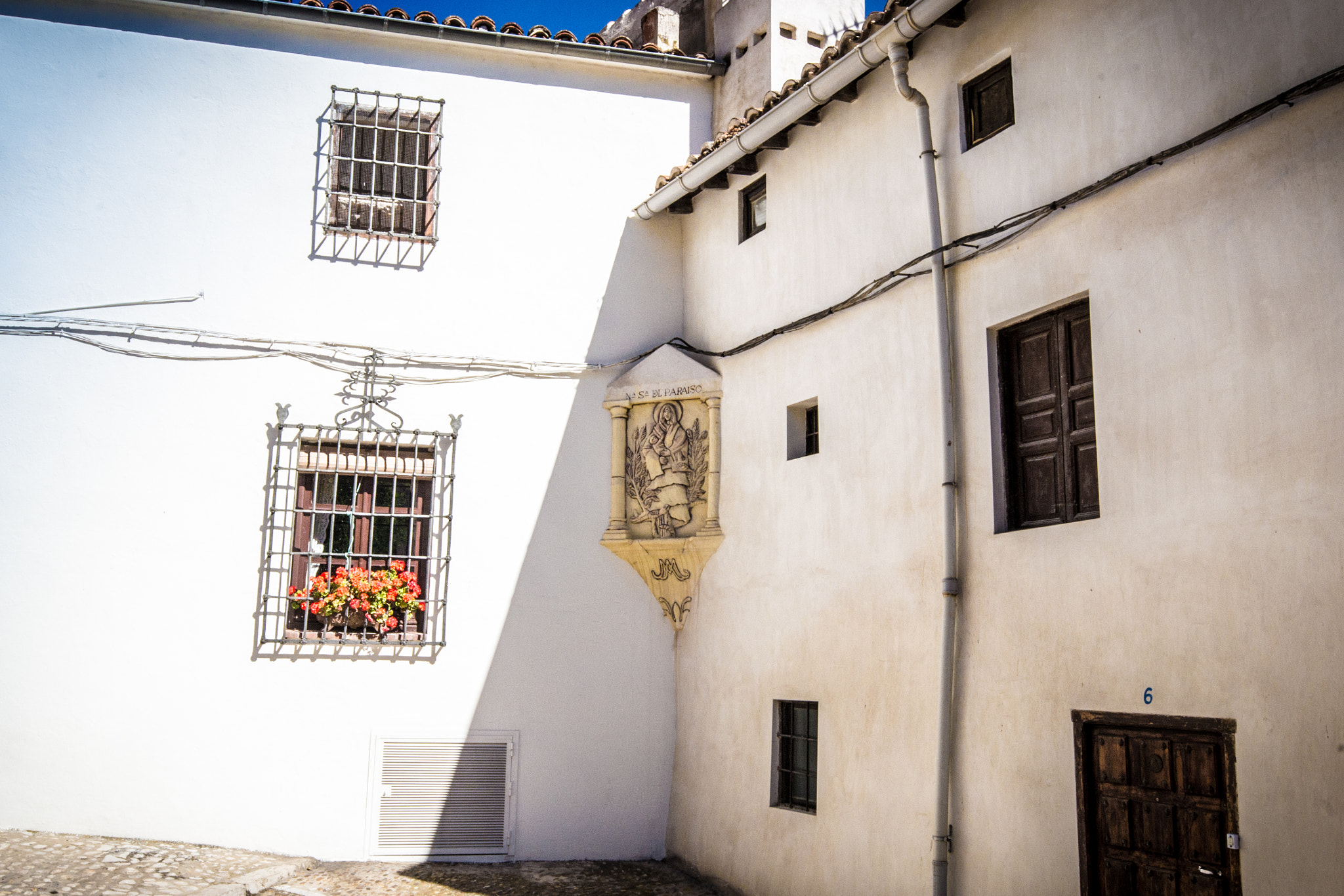 Sigma 10-20mm F4-5.6 EX DC HSM sample photo. Streets of chinchón photography