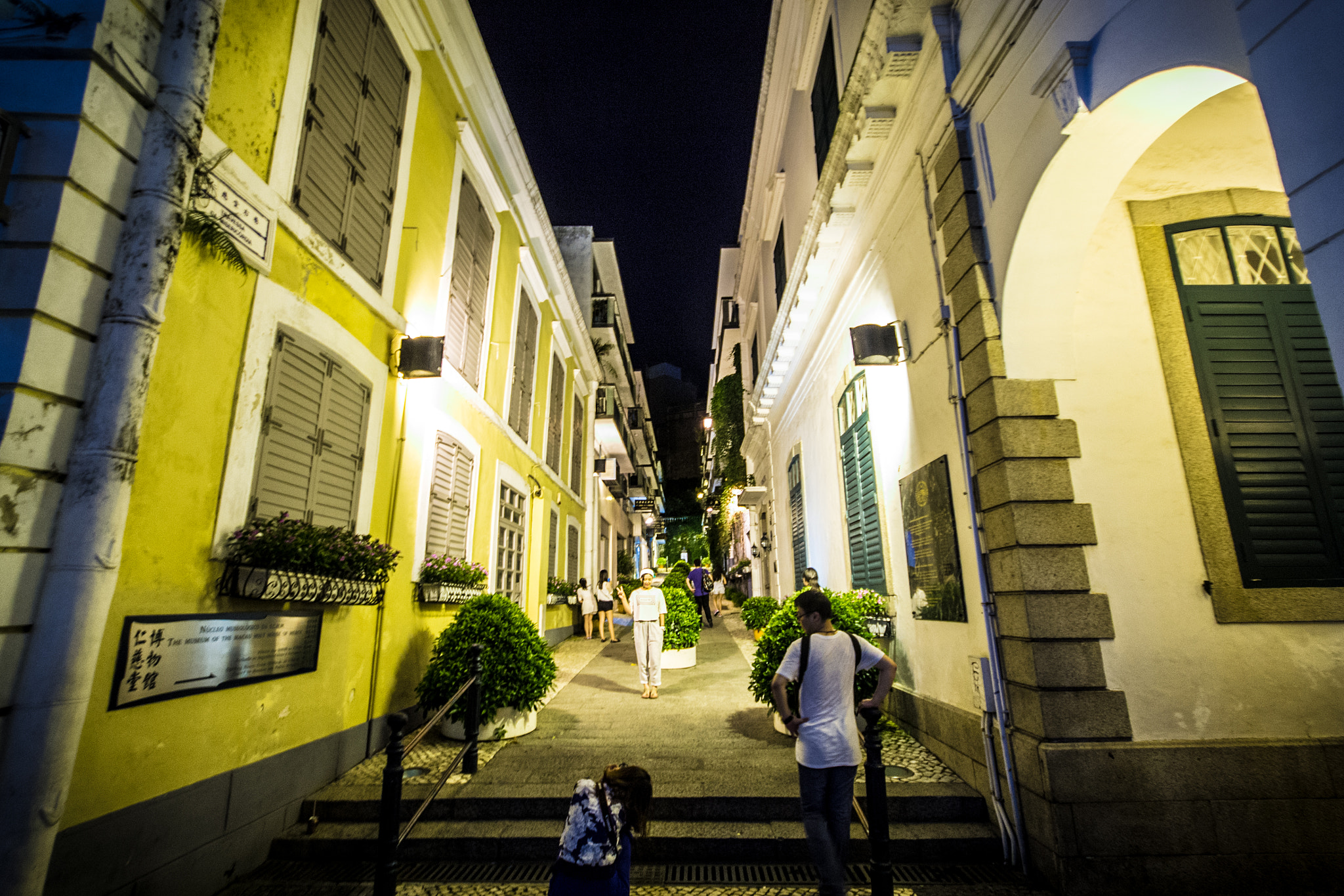 Sigma 10-20mm F4-5.6 EX DC HSM sample photo. Streets of macau at night photography