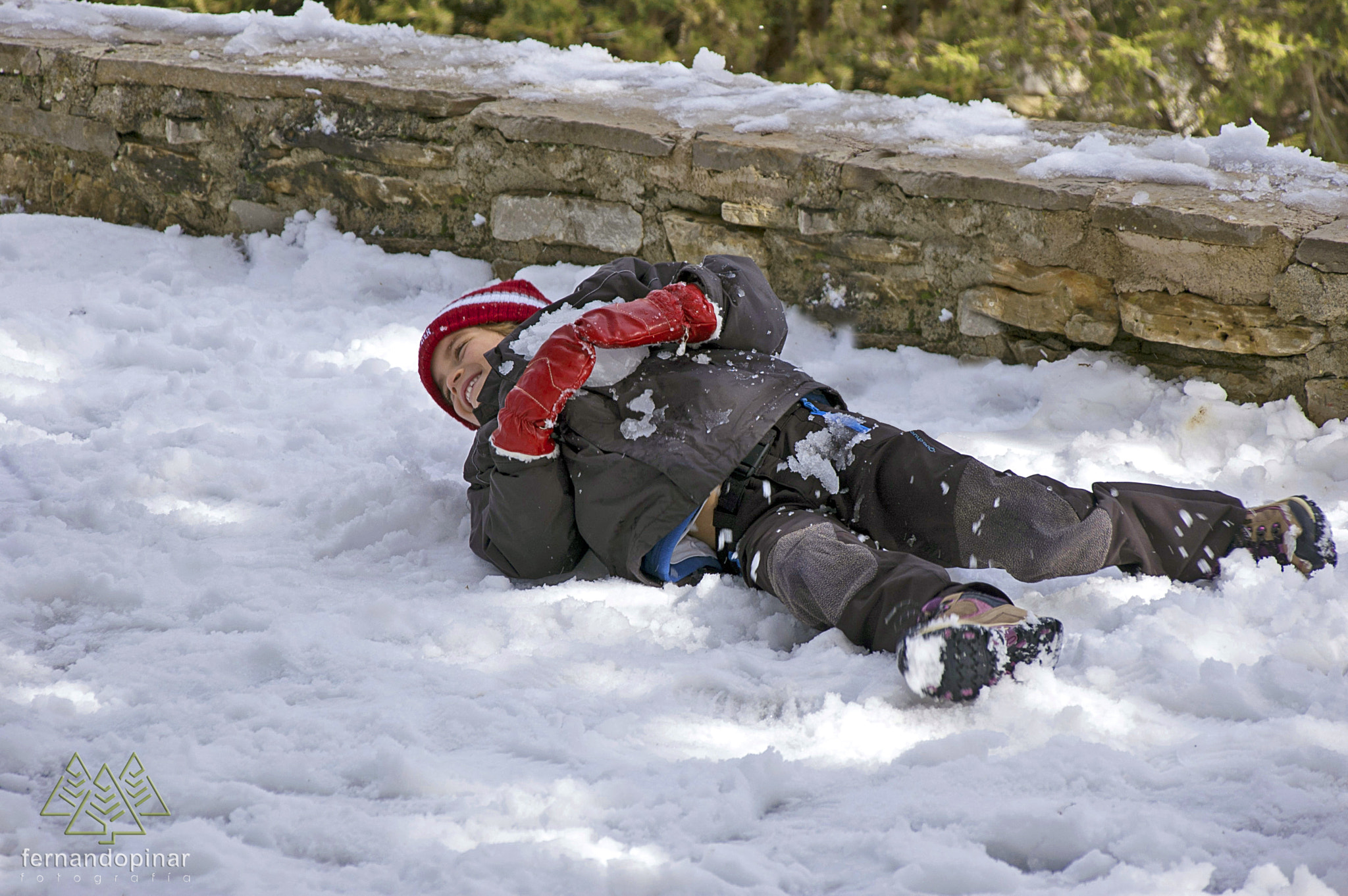 Nikon D50 sample photo. Disfrutando de la nieve photography
