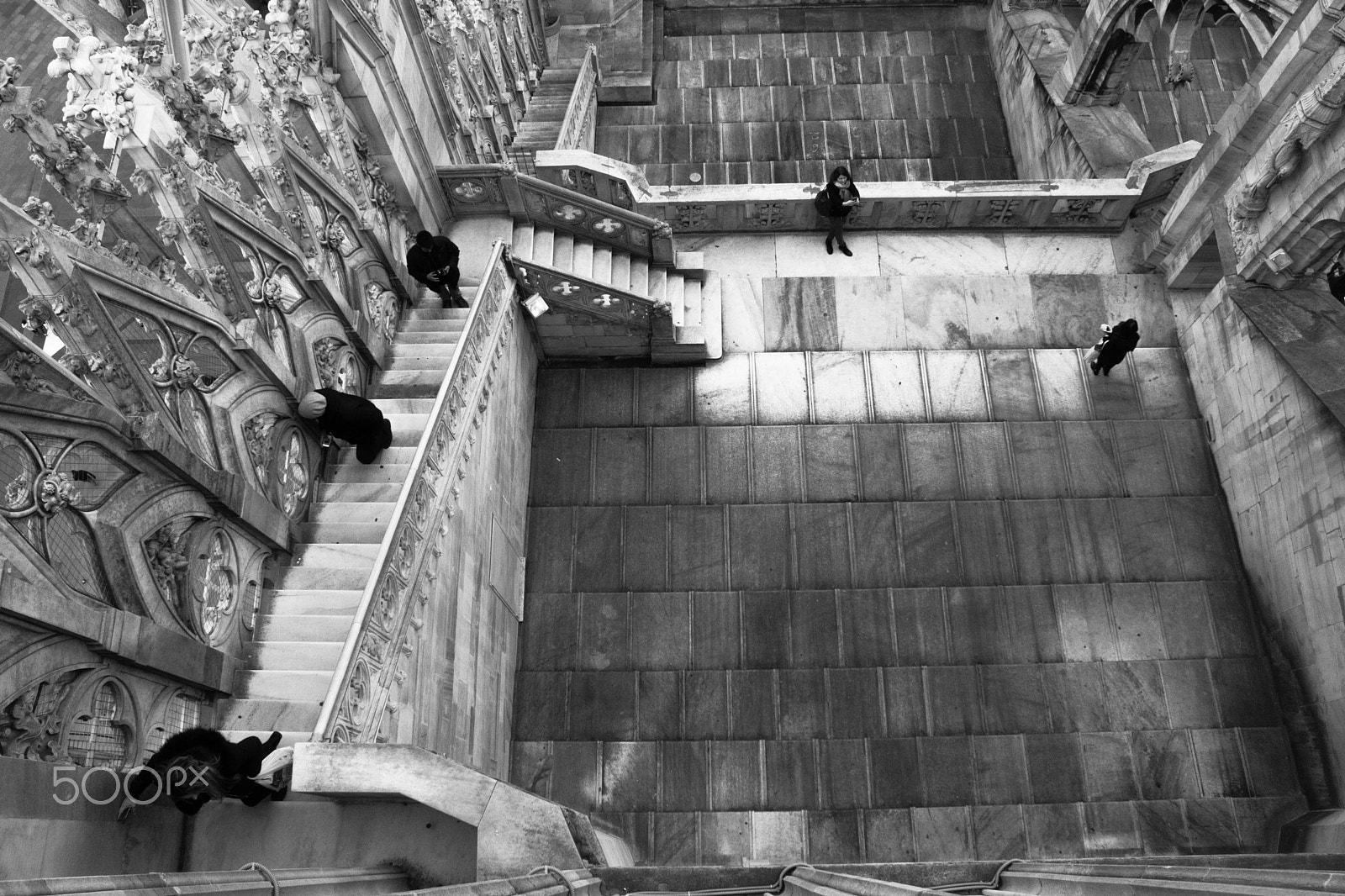 Canon EOS 760D (EOS Rebel T6s / EOS 8000D) sample photo. Geometry of duomo di milano photography