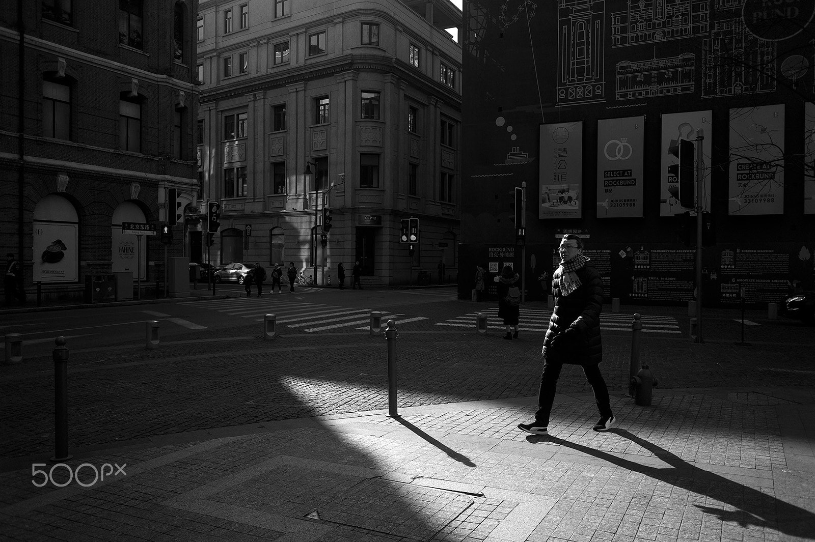 Leica M9 + Summicron-M 35mm f/2 (IV) sample photo. Street scene photography