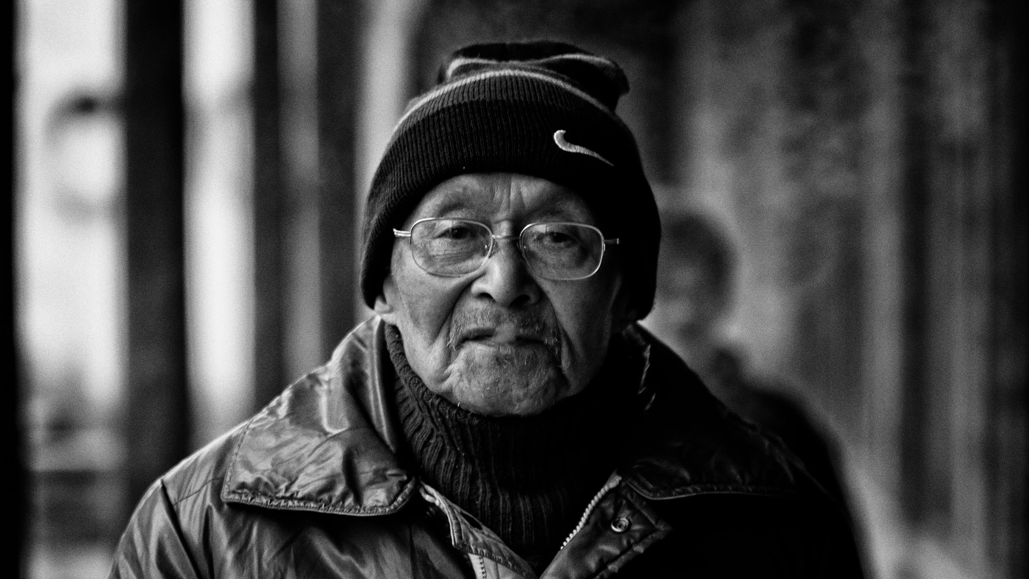 AF-S Zoom-Nikkor 80-200mm f/2.8D IF-ED sample photo. Grandpa photography