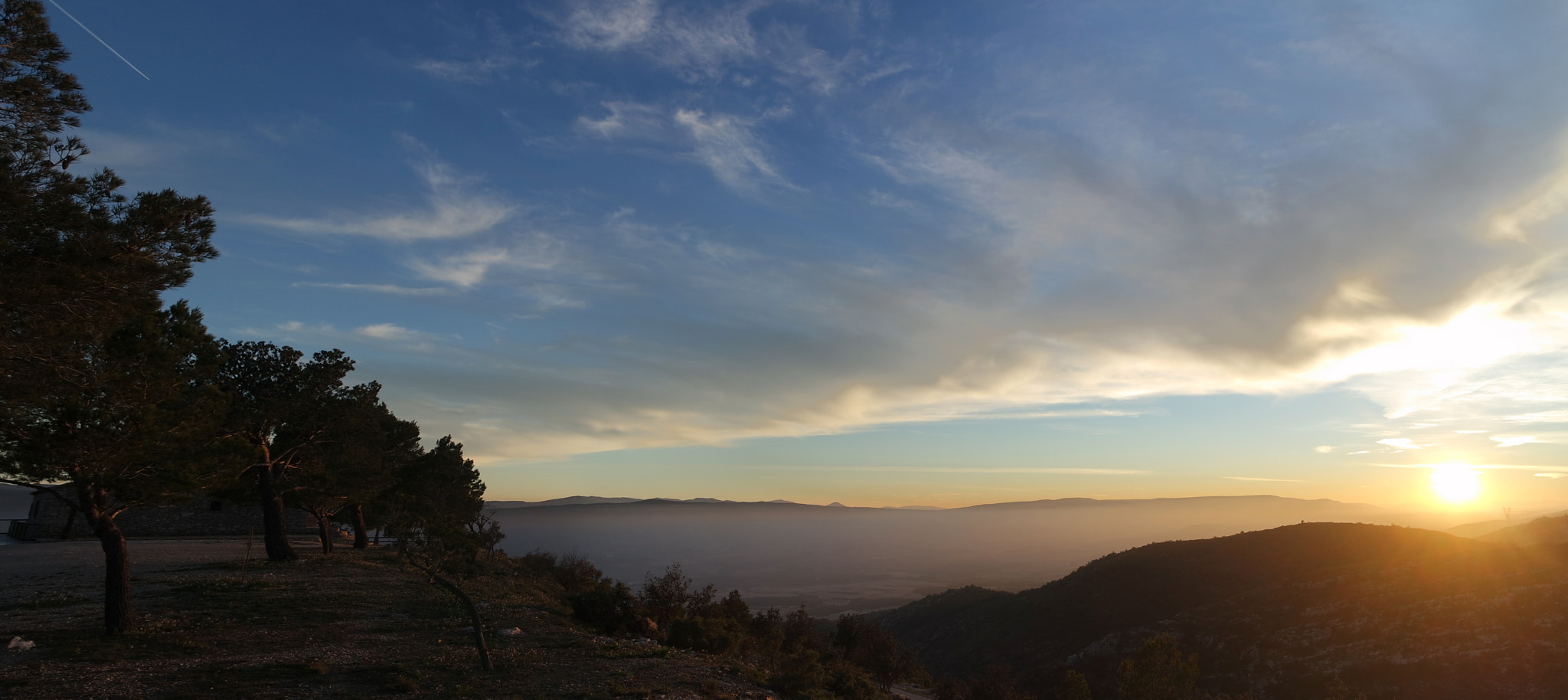 Samsung NX 16-50mm F3.5-5.6 Power Zoom ED OIS sample photo. Atardecer photography