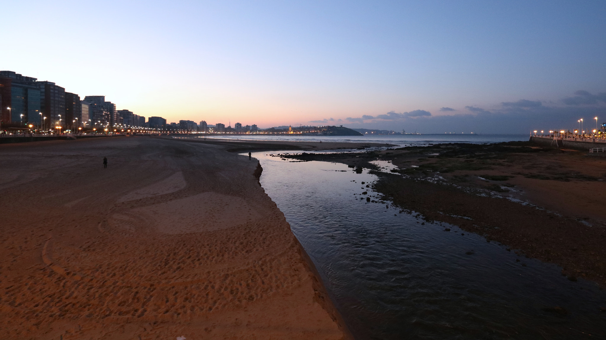Canon EOS 750D (EOS Rebel T6i / EOS Kiss X8i) sample photo. Playa san lorenzo photography