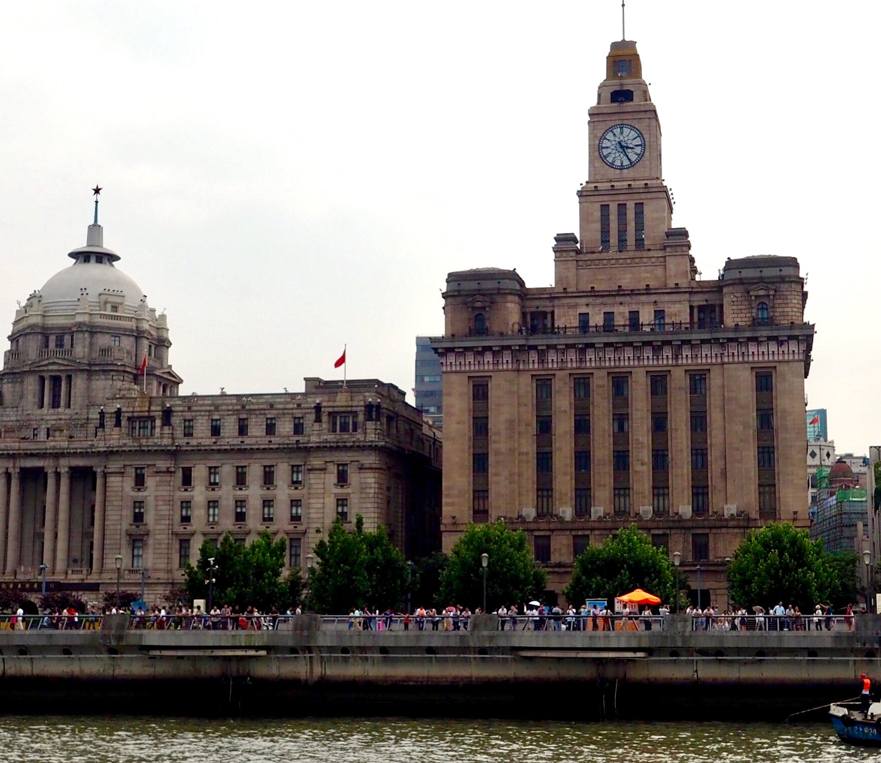 Olympus OM-D E-M10 + OLYMPUS M.12mm F2.0 sample photo. The bund, shanghai photography