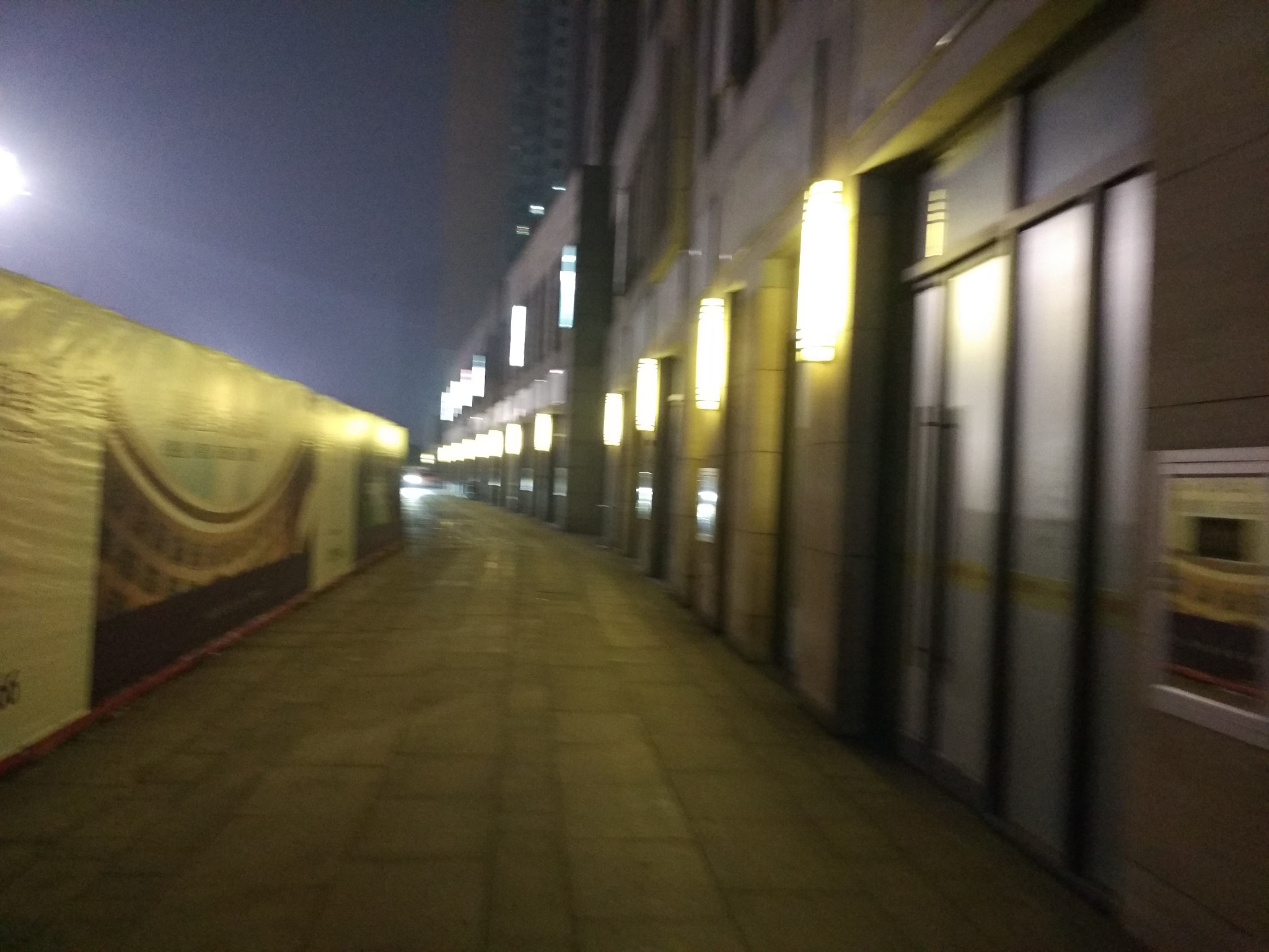 Xiaomi Mi-4c sample photo. Alone photography