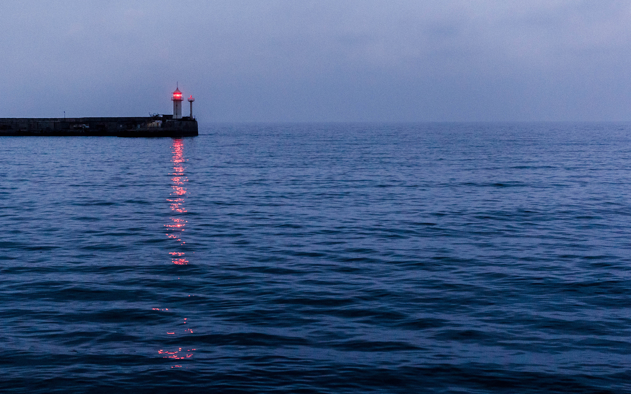 Canon EOS 60D + Sigma 18-35mm f/1.8 DC HSM sample photo. Lighthouse, yalta, crimea photography