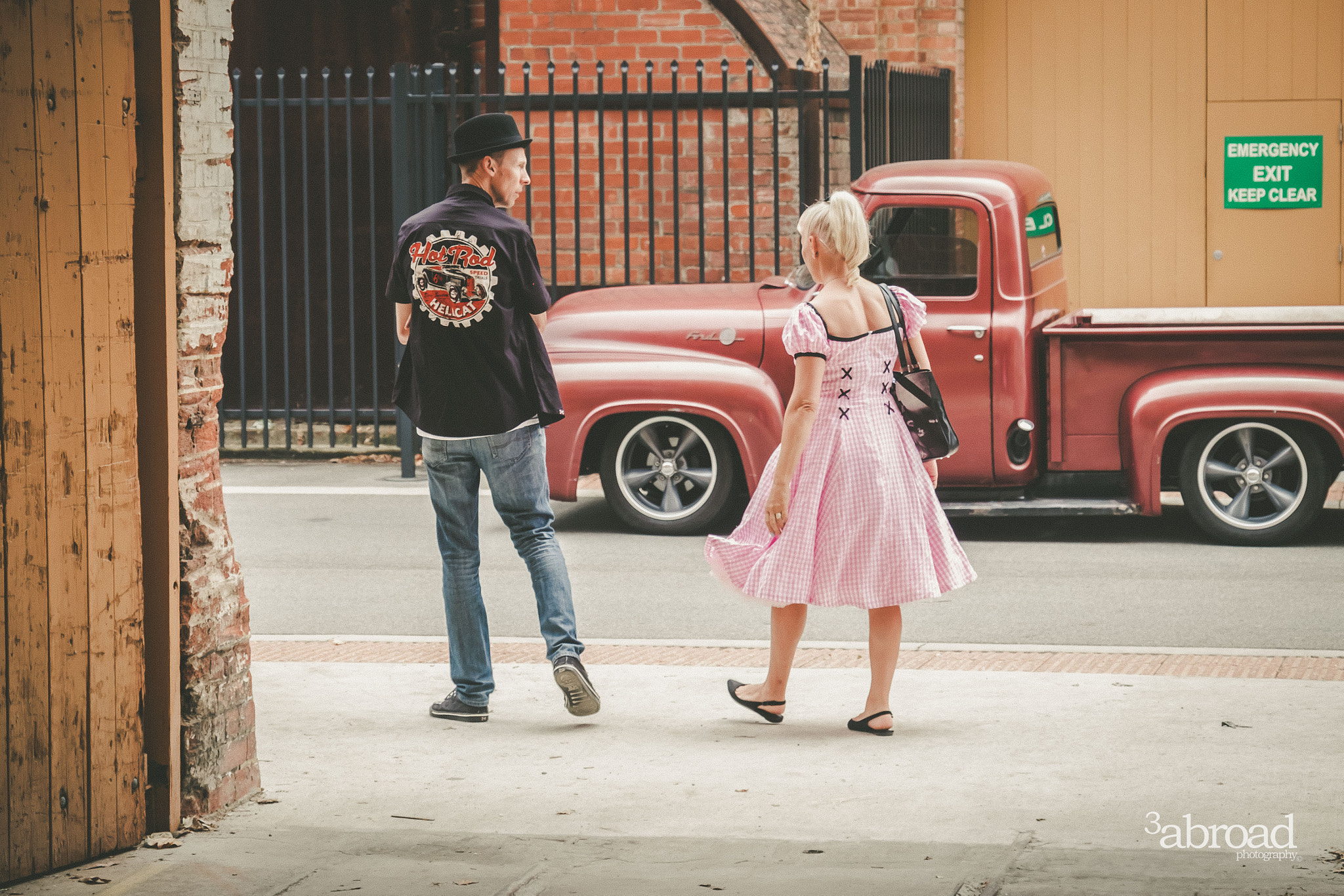 Fujifilm X-T10 + Fujifilm XF 18-135mm F3.5-5.6 R LM OIS WR sample photo. 2017.01 vintage collective markets, midland photography