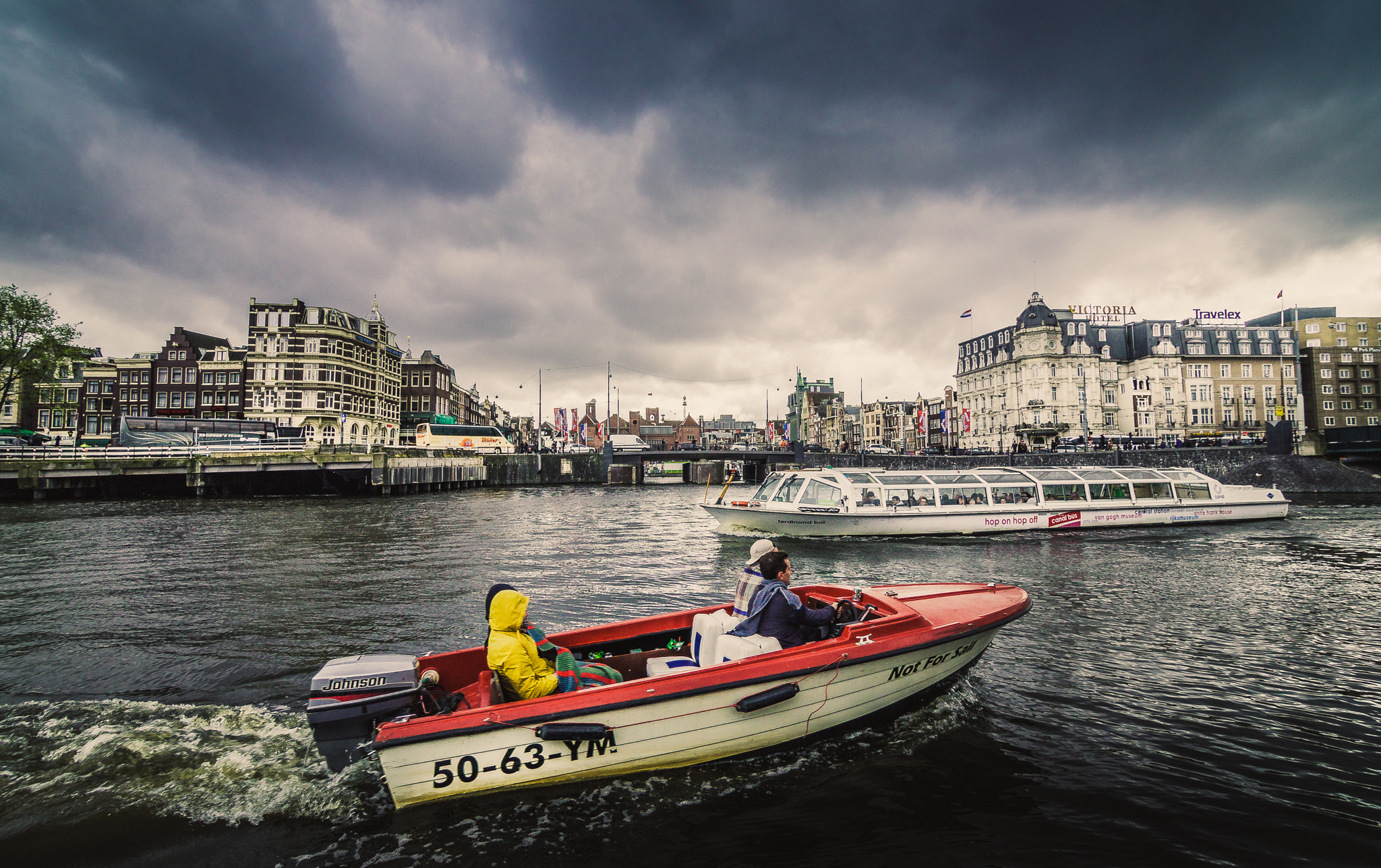 20mm F2.8 sample photo. Amsterdam 2016 photography