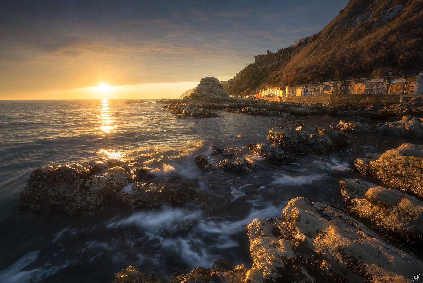 Nikon AF-S Nikkor 17-35mm F2.8D ED-IF sample photo. Joy photography