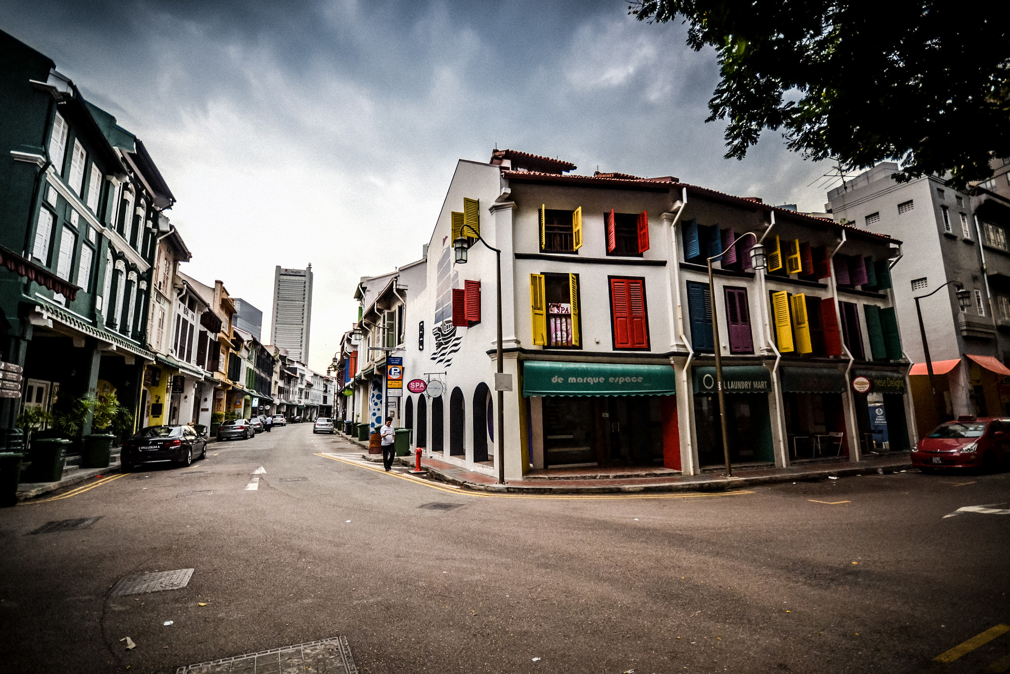 Sigma 10-20mm F4-5.6 EX DC HSM sample photo. Streets of singapore photography