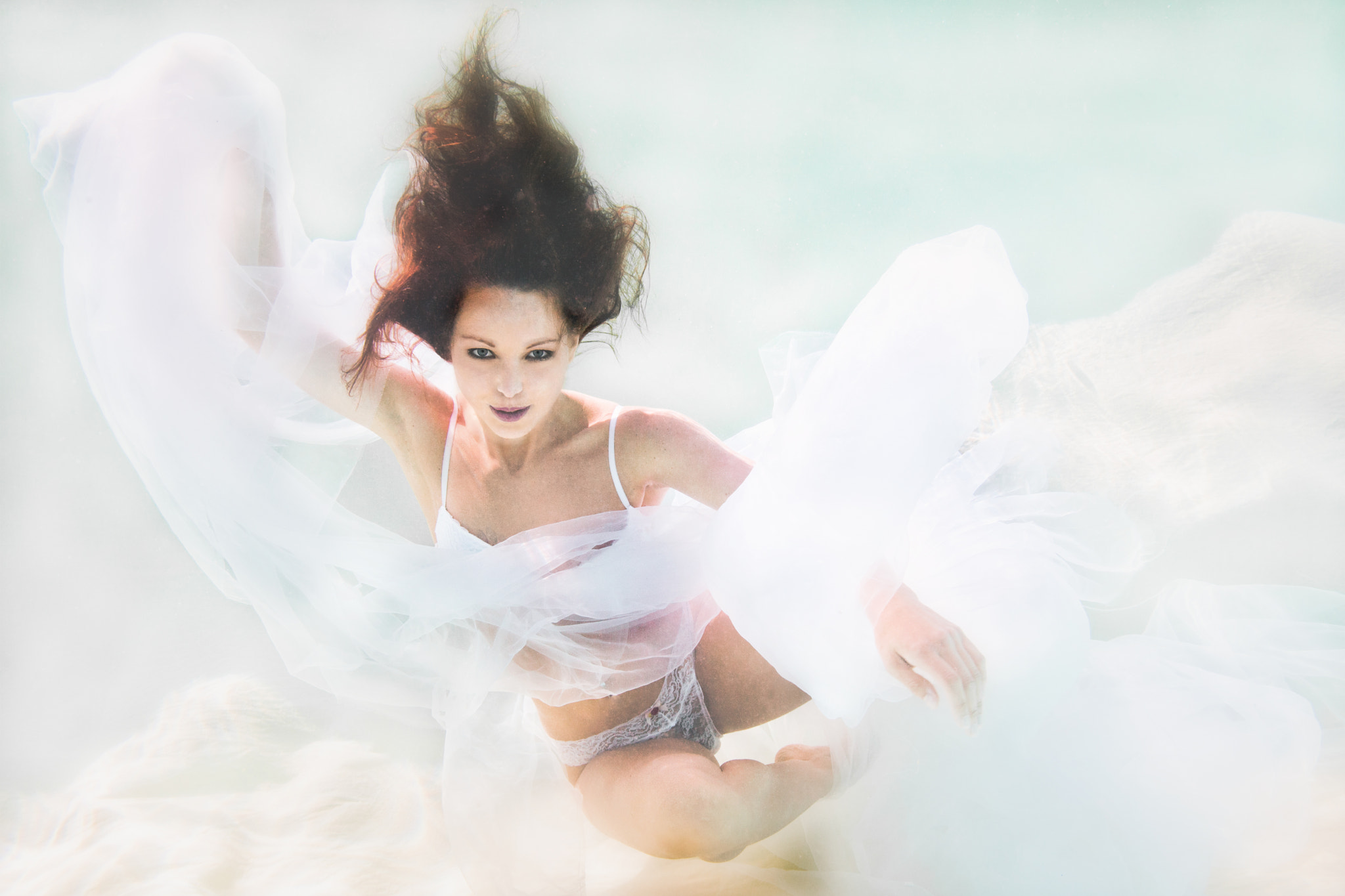 Canon EF 24-85mm F3.5-4.5 USM sample photo. Lilly_underwater photography
