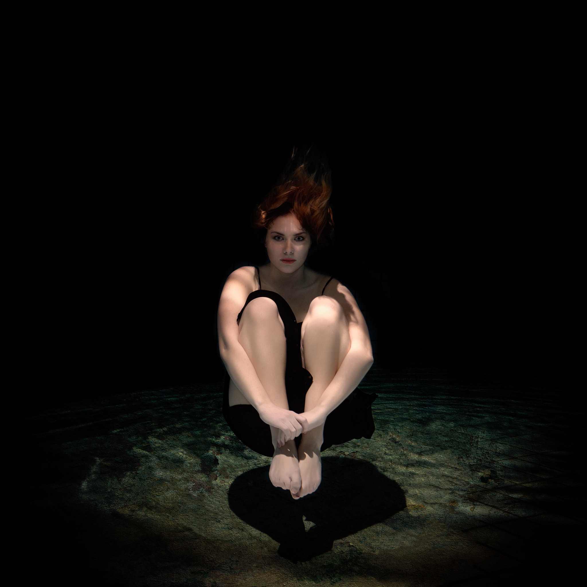 Fujifilm X-A1 sample photo. Hovering photography